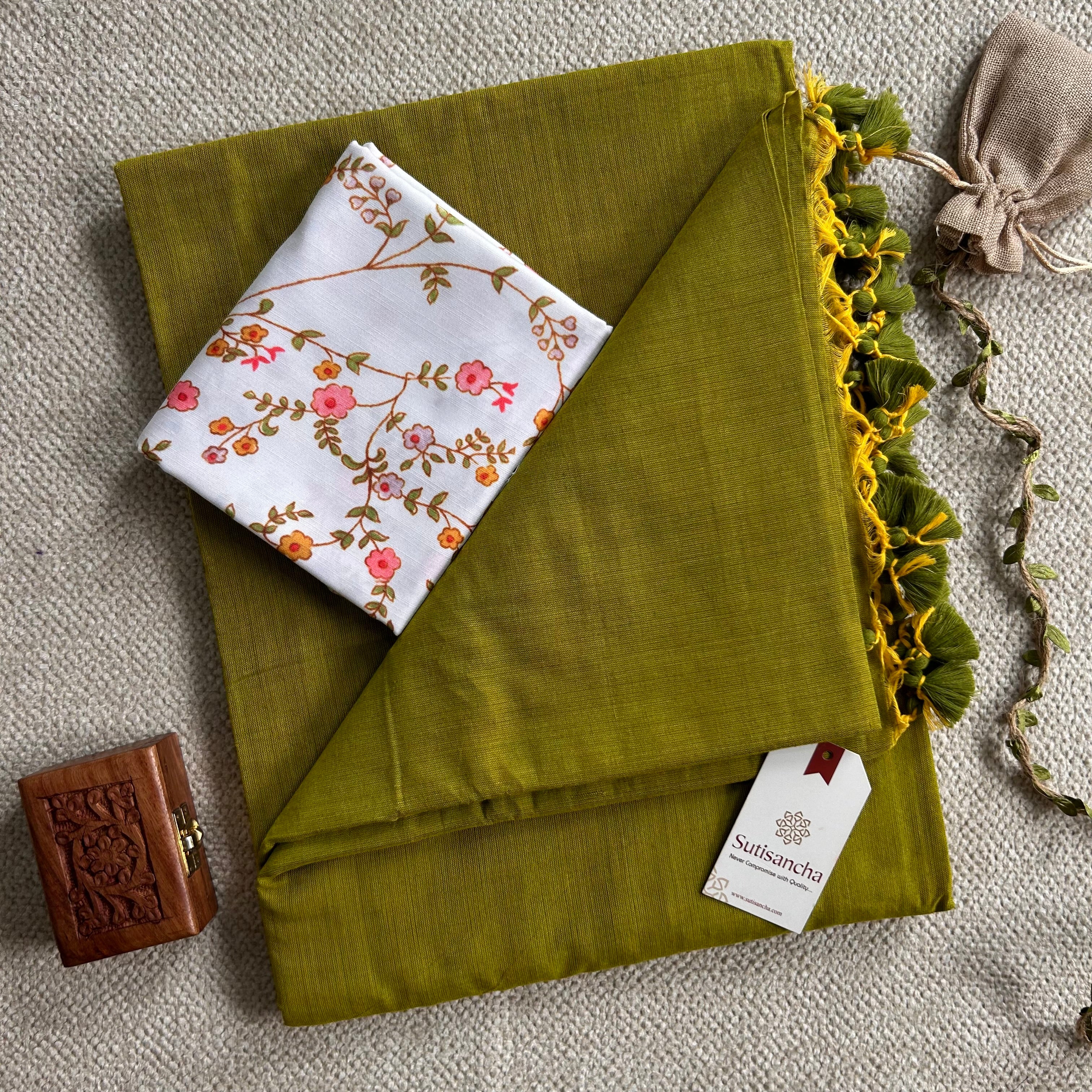 Sutisancha Lime colour Handloom Cotton Saree with Designer Blouse