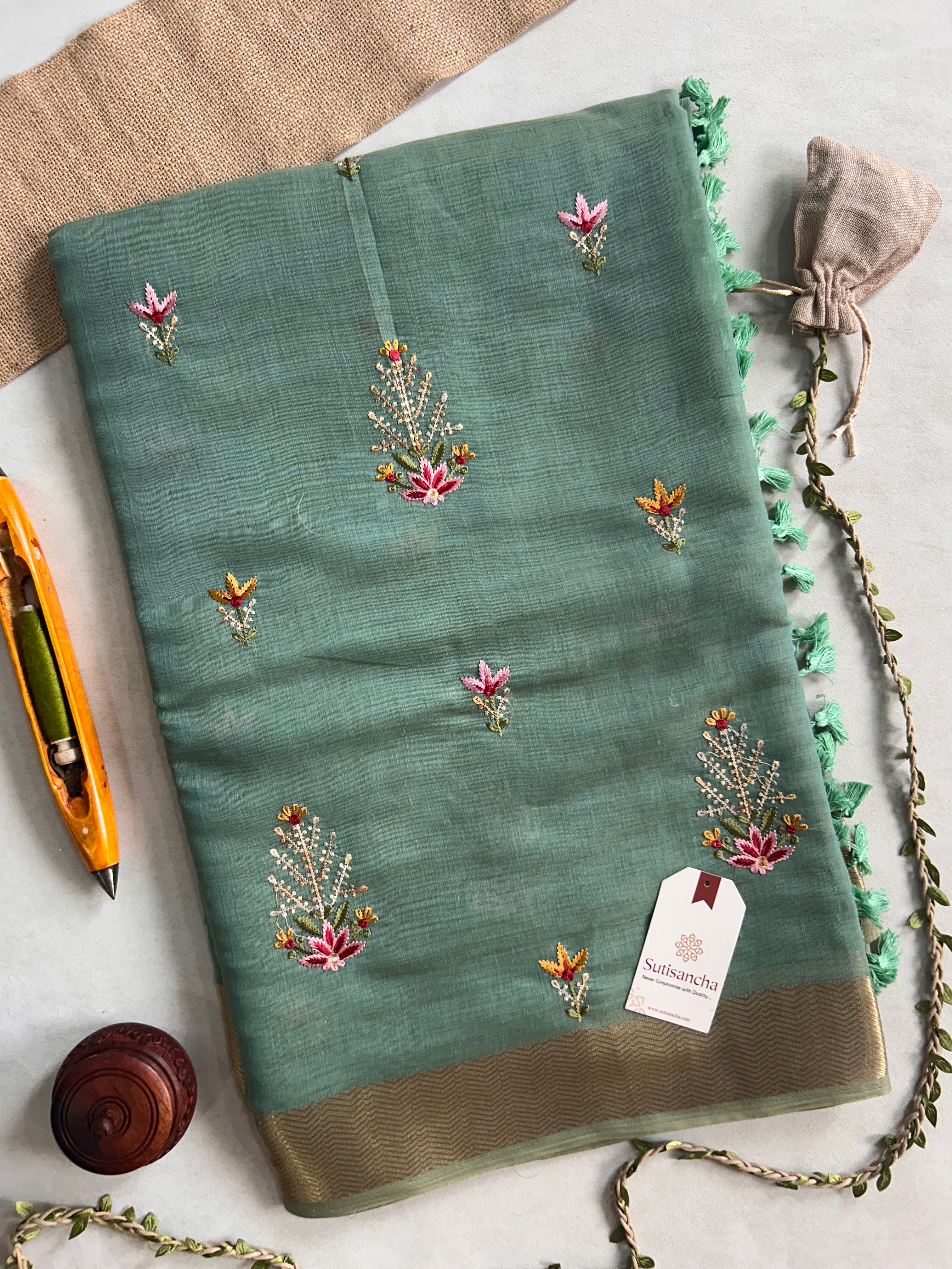 Vanika Botanical Cotton Saree Delicate Floral Thread Art