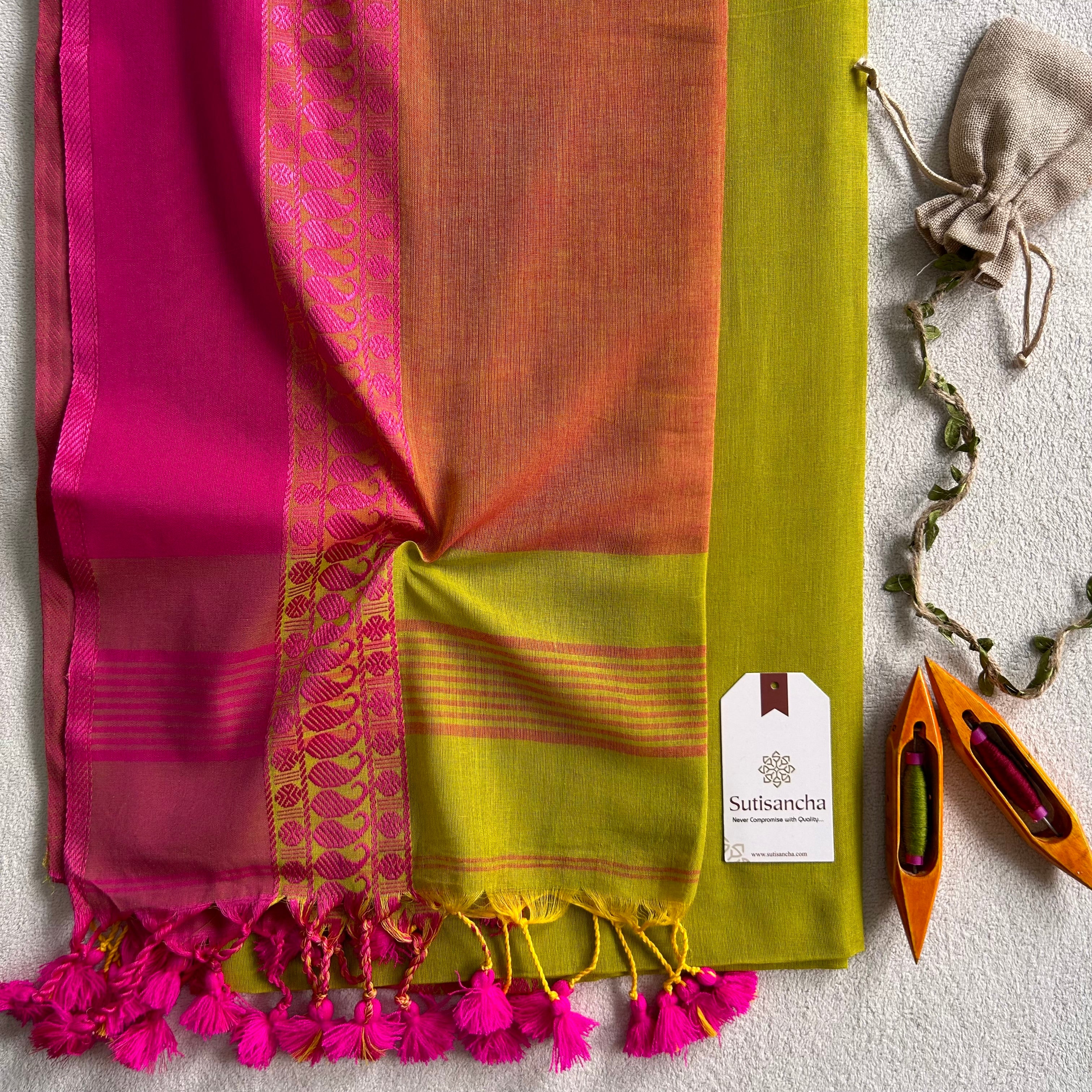 Sutisancha Classic Weave Bengal Cotton Saree