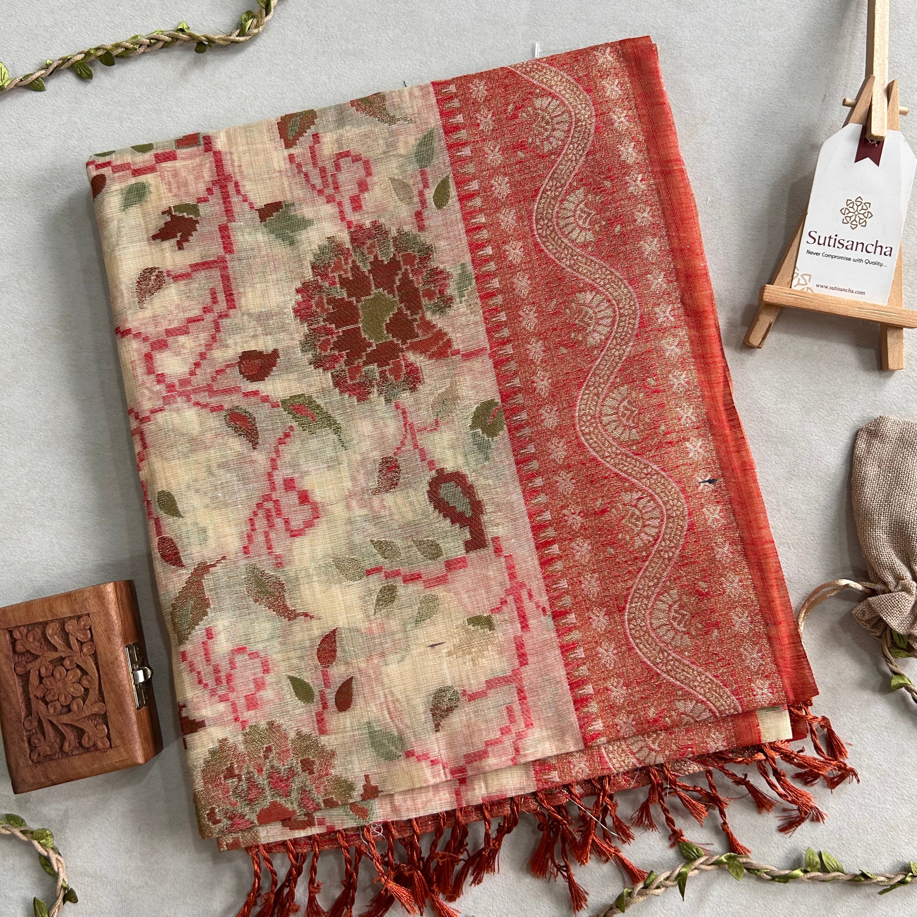 Mayra Heritage Cotton Saree Ornamental Floral Weave
