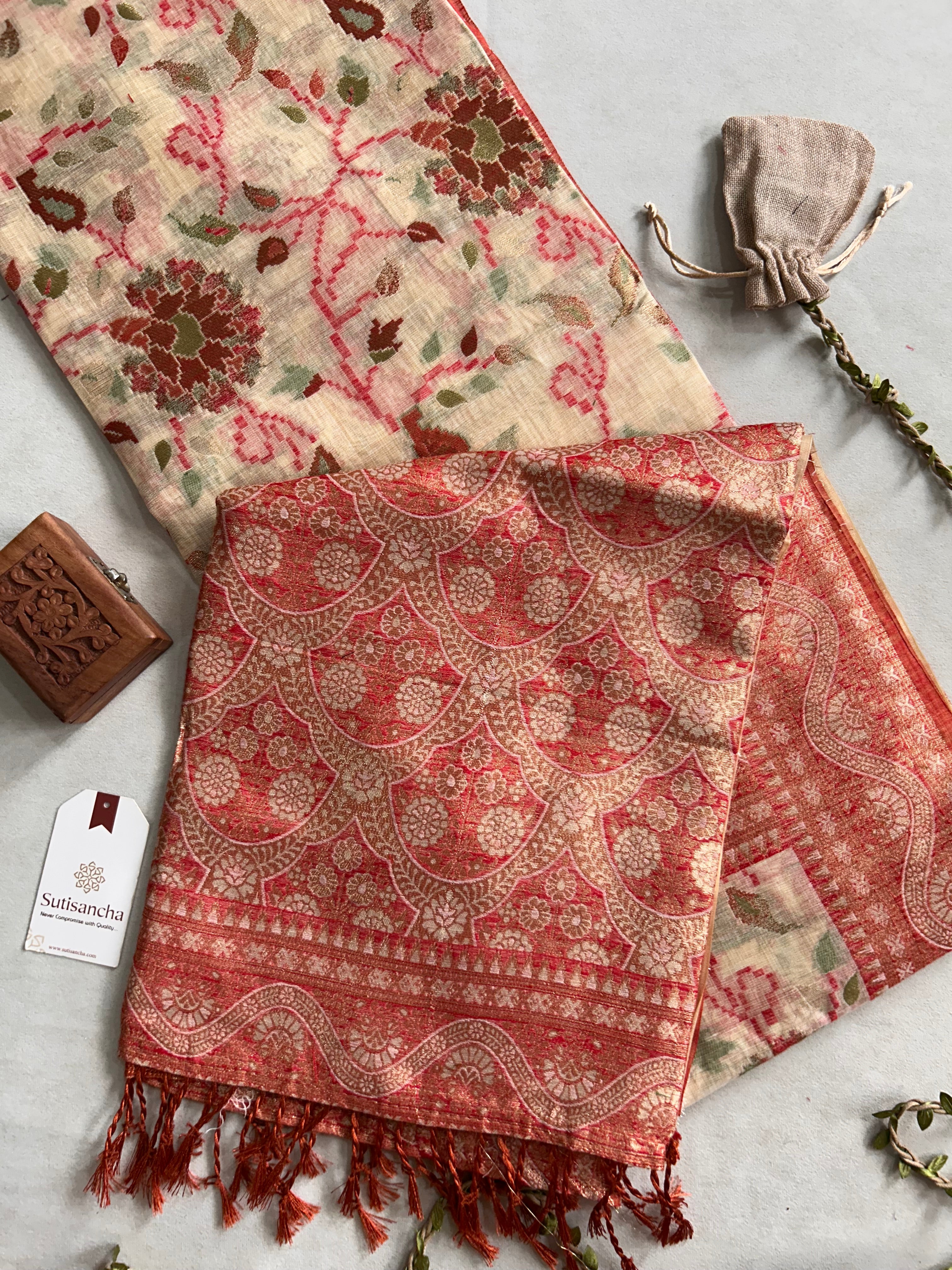 Mayra Heritage Cotton Saree Ornamental Floral Weave