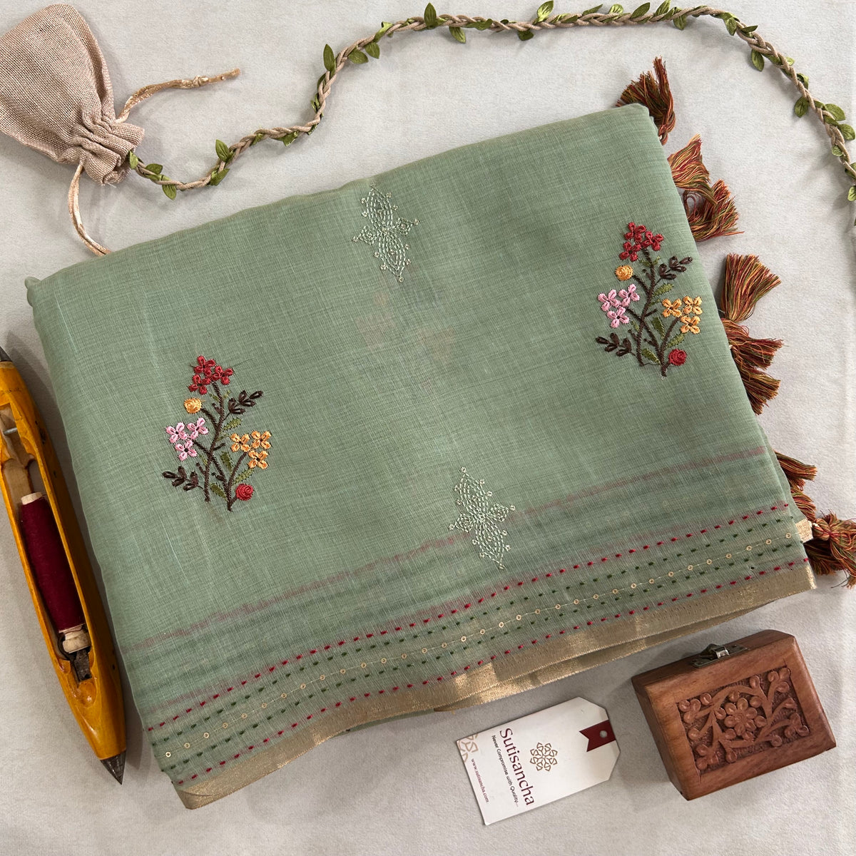 Inaya Heritage Cotton Saree Floral Kantha Pallu Design