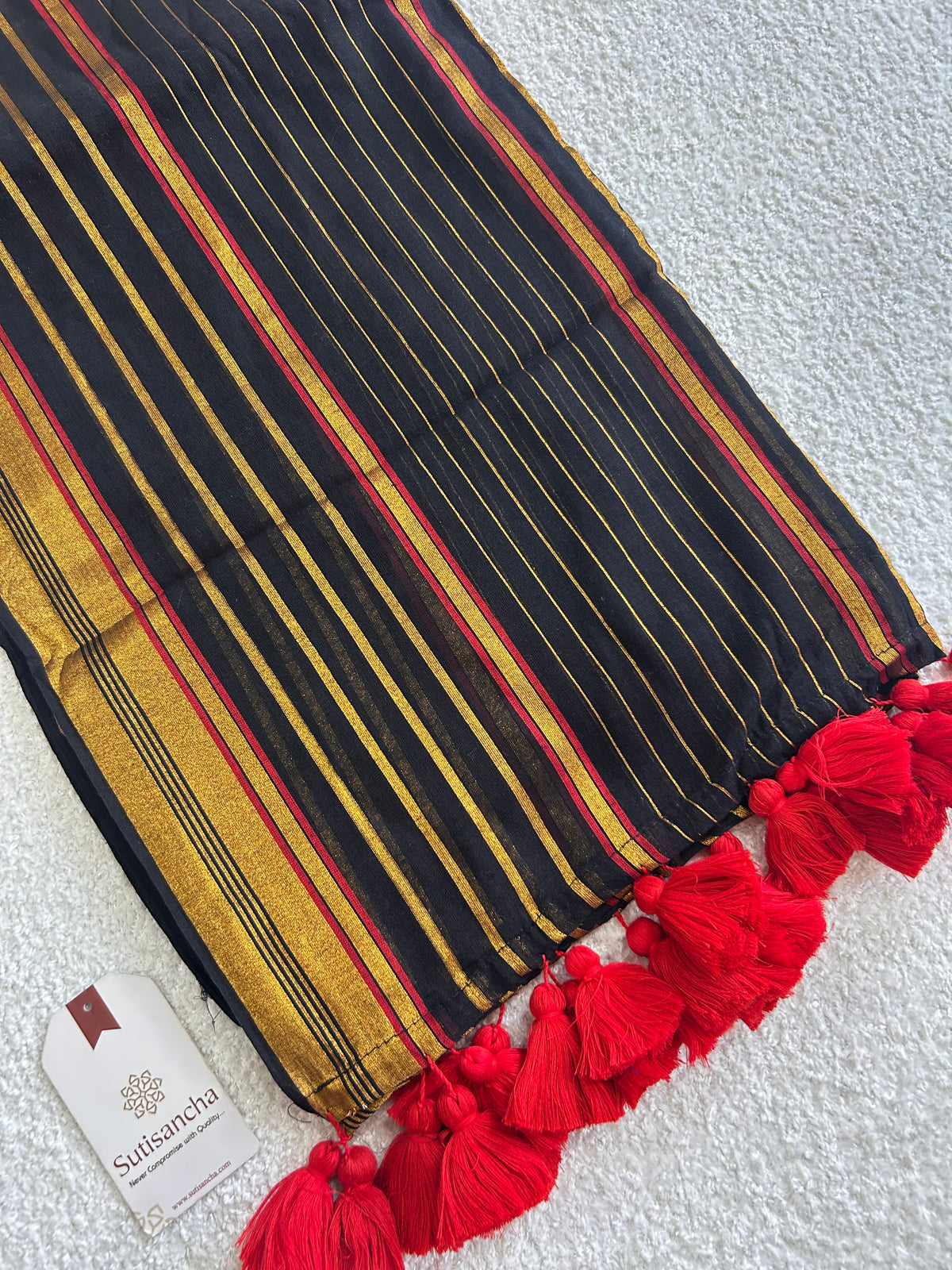 Mulaya Mul Cotton Saree Classic Zari Stripe Design