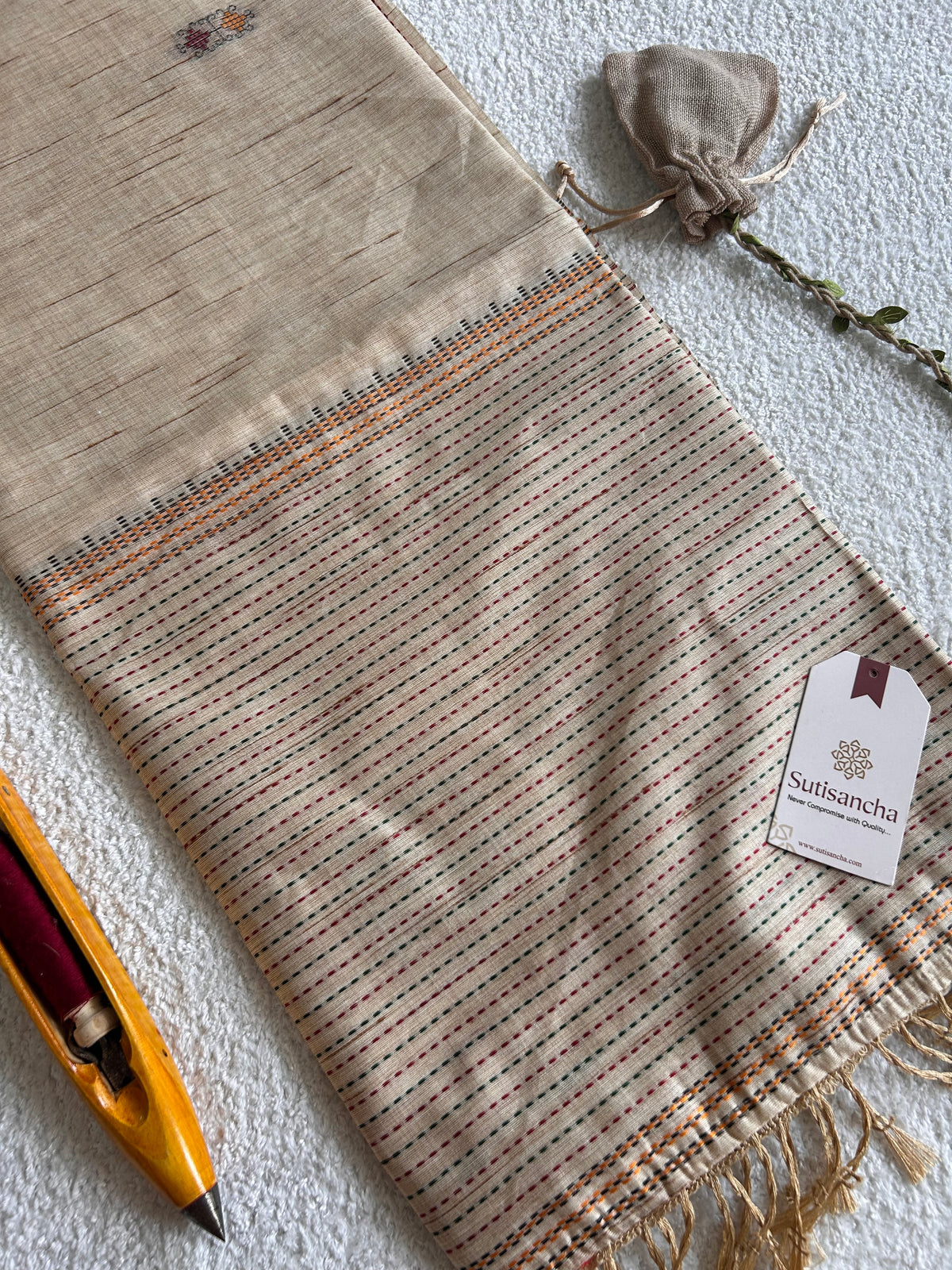 Kaira Cotton Saree Linear Weave Classic
