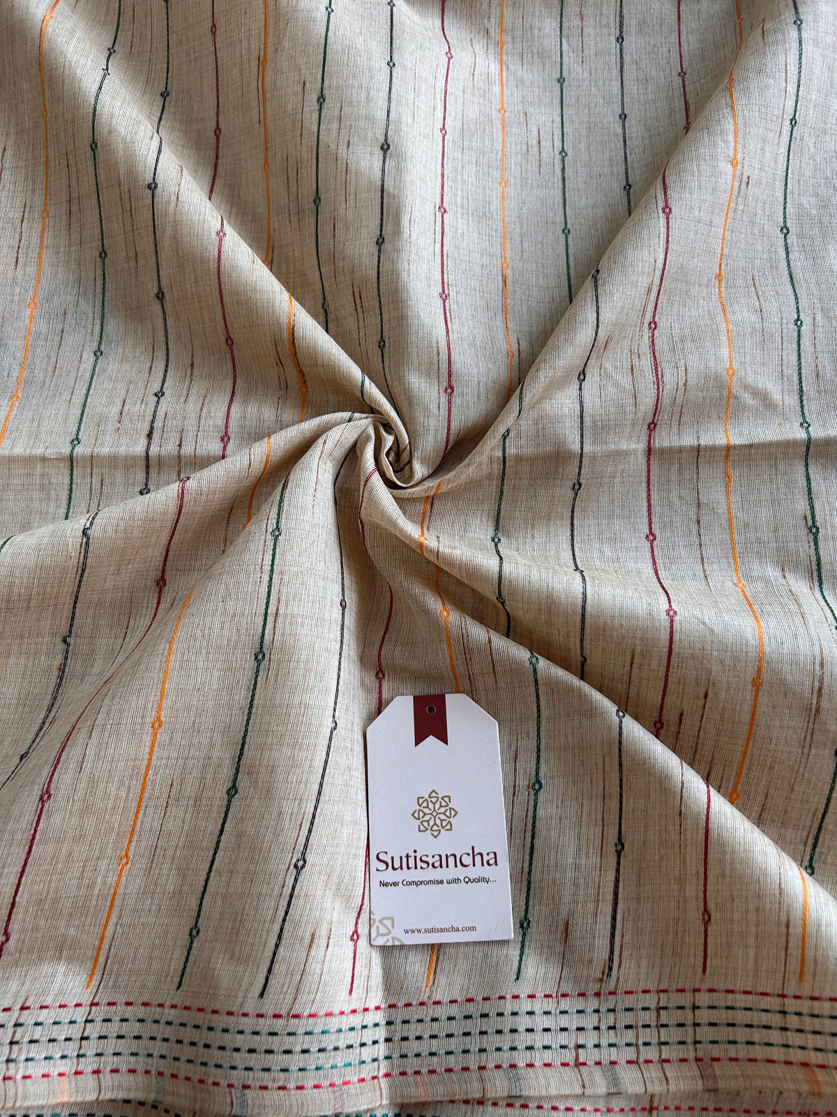 Kaira Cotton Saree Linear Weave Classic