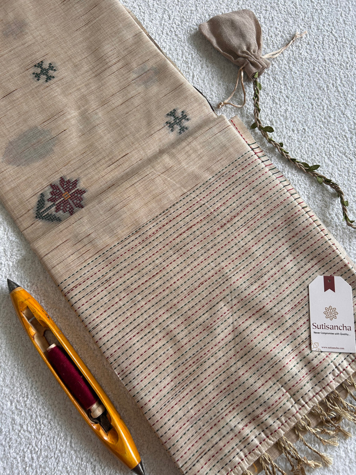 Kaira Cotton Saree Linear Weave Classic