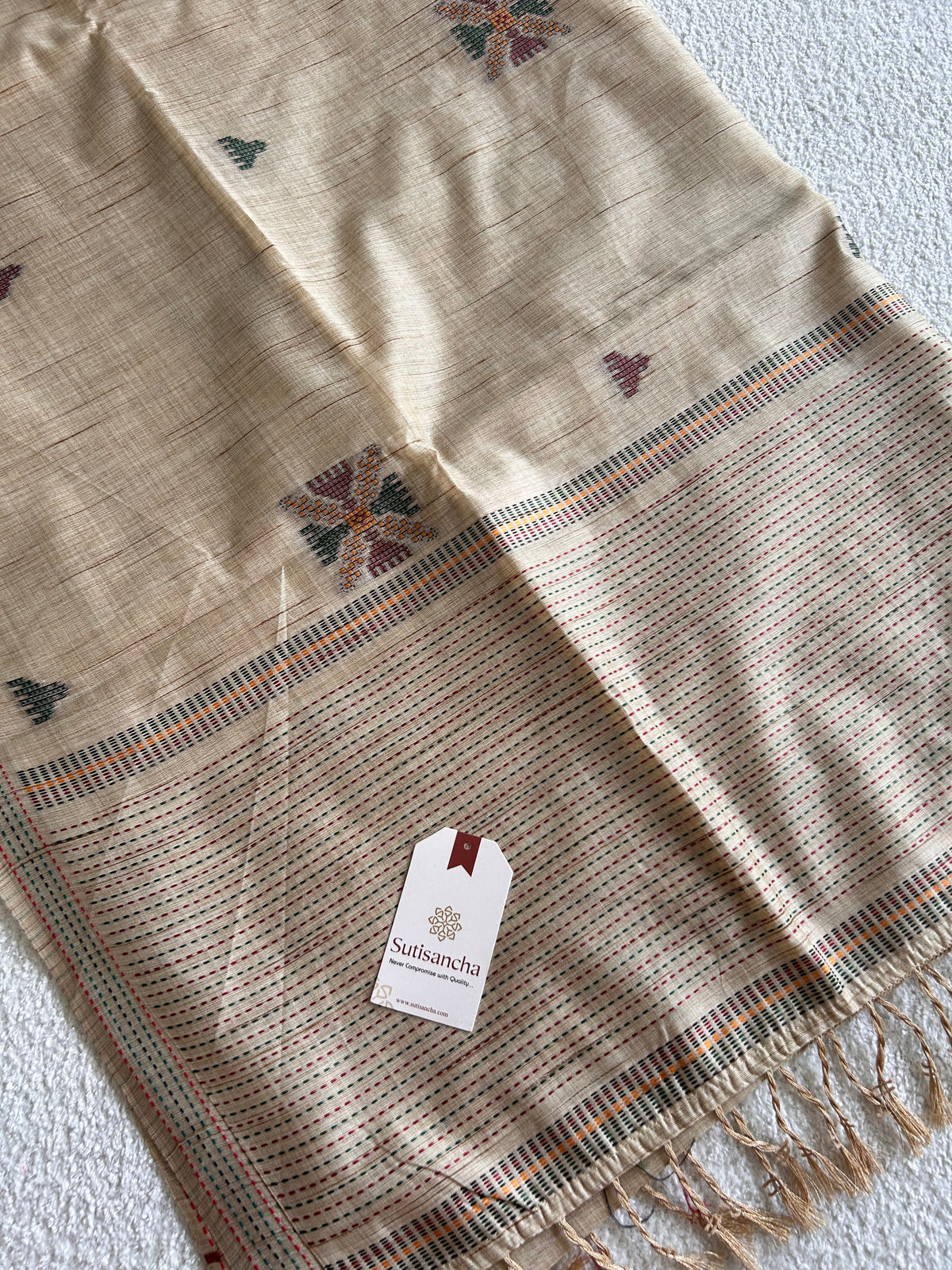 Kaira Cotton Saree Linear Weave Classic