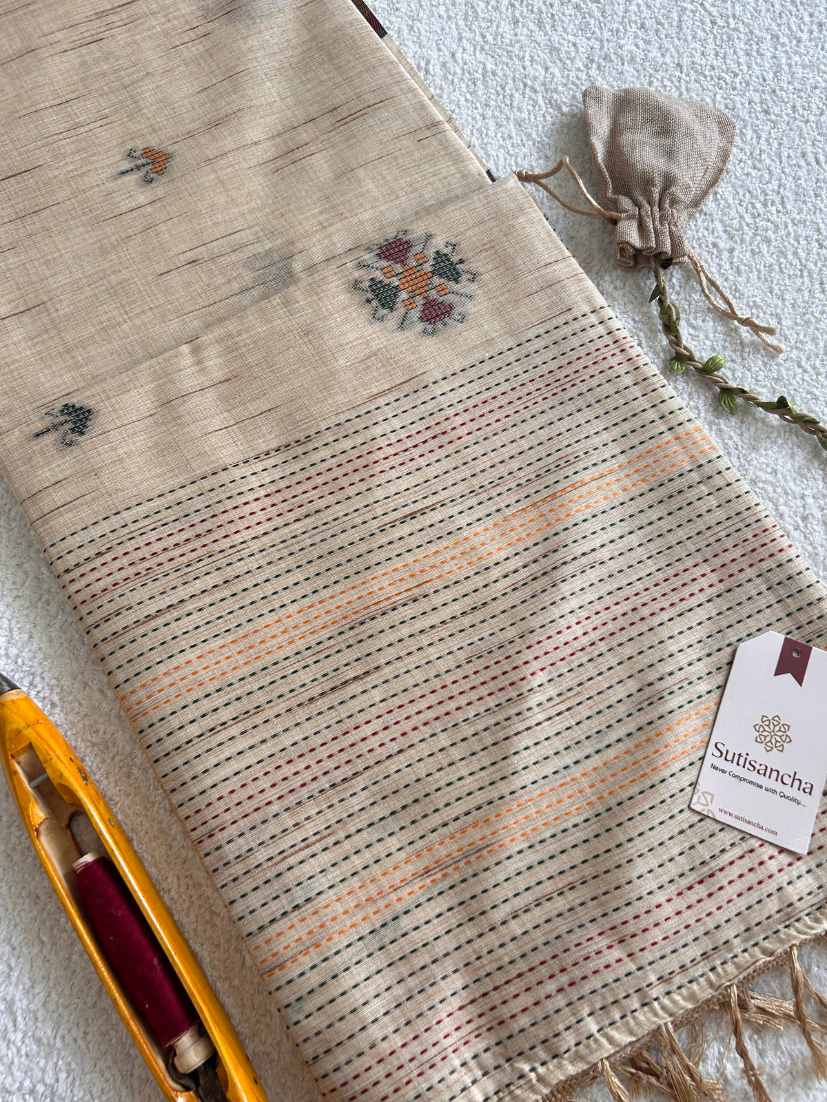 Kaira Cotton Saree Linear Weave Classic