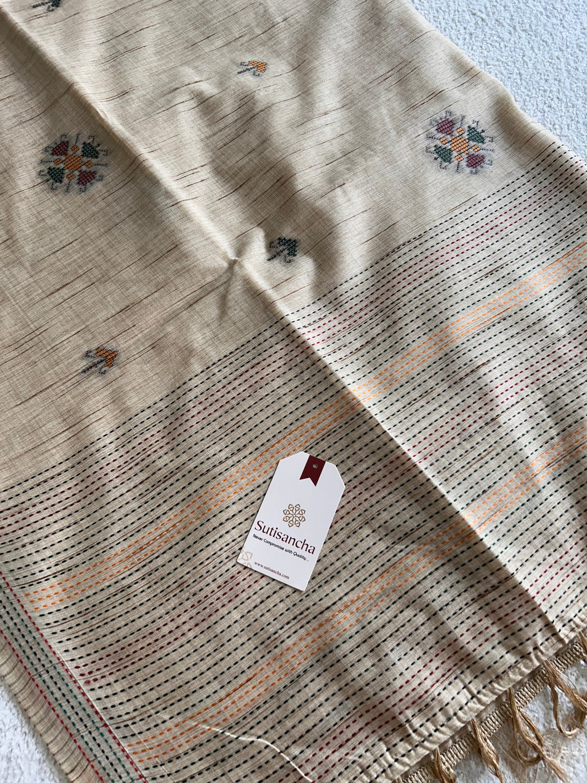 Kaira Cotton Saree Linear Weave Classic