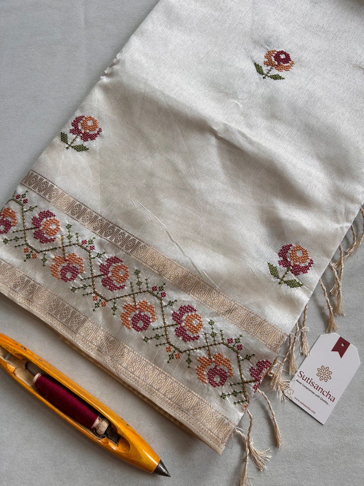 Evara Floral Vine Tussar Cotton Saree with Heritage Border