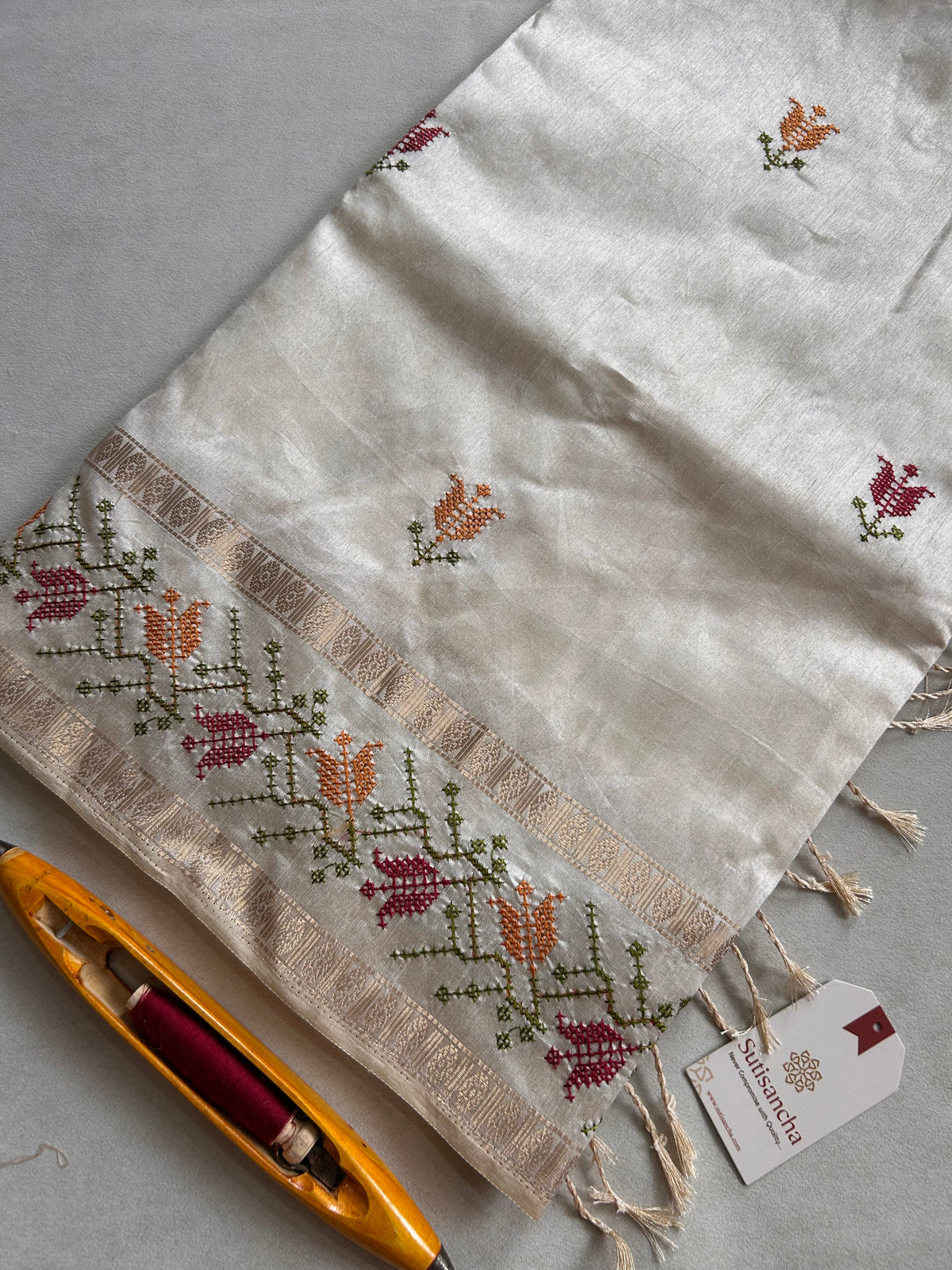 Evara Floral Vine Tussar Cotton Saree with Heritage Border