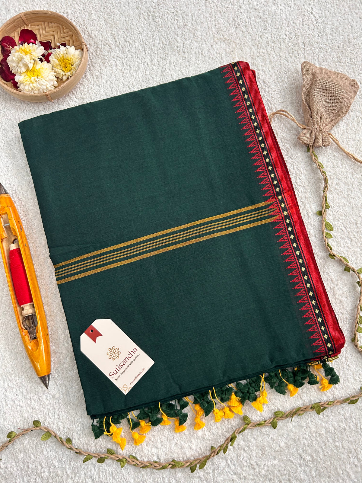 Ruhika Heritage Border Pure Mul Cotton Handloom Saree