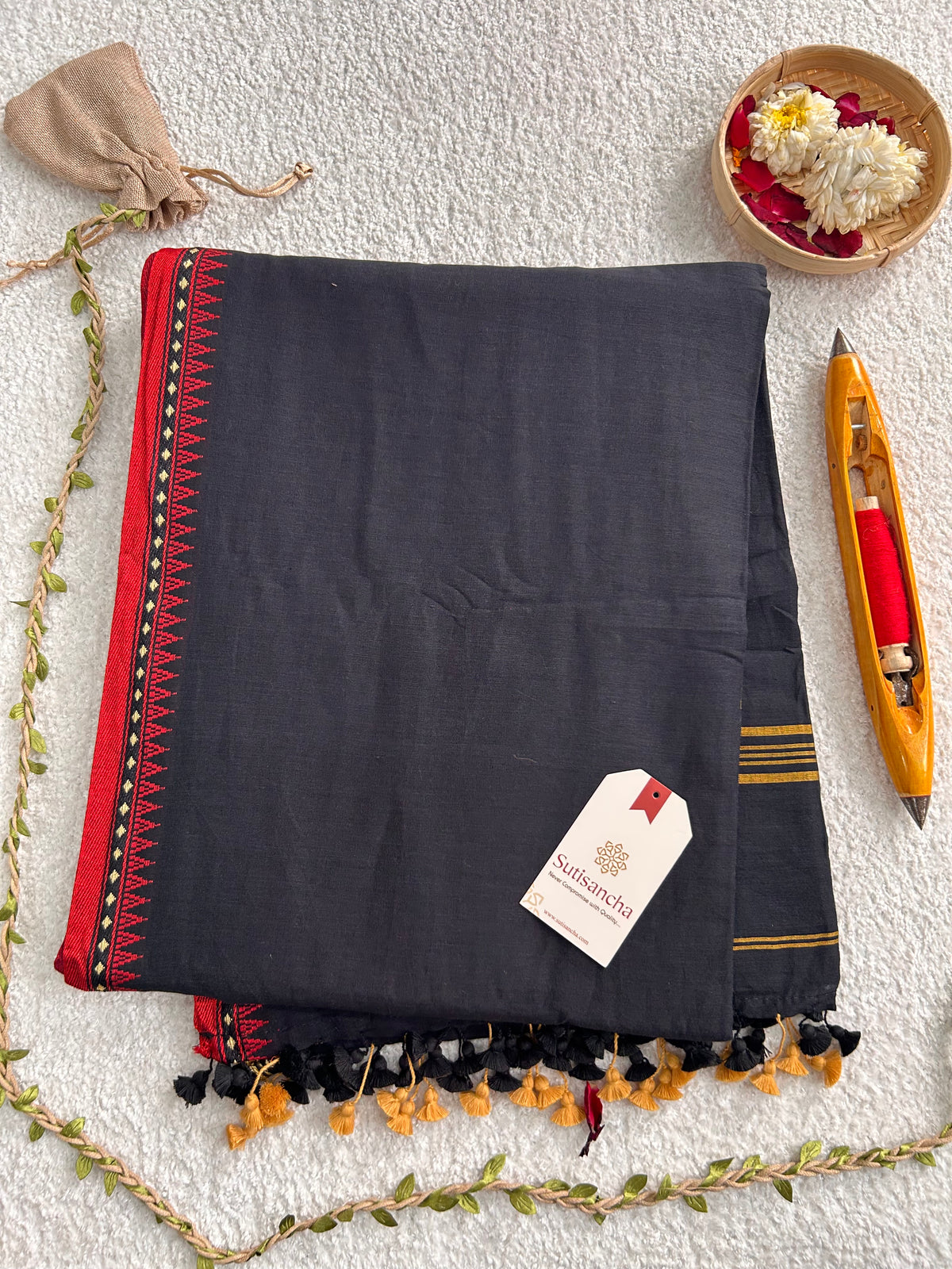 Ruhika Heritage Border Pure Mul Cotton Handloom Saree