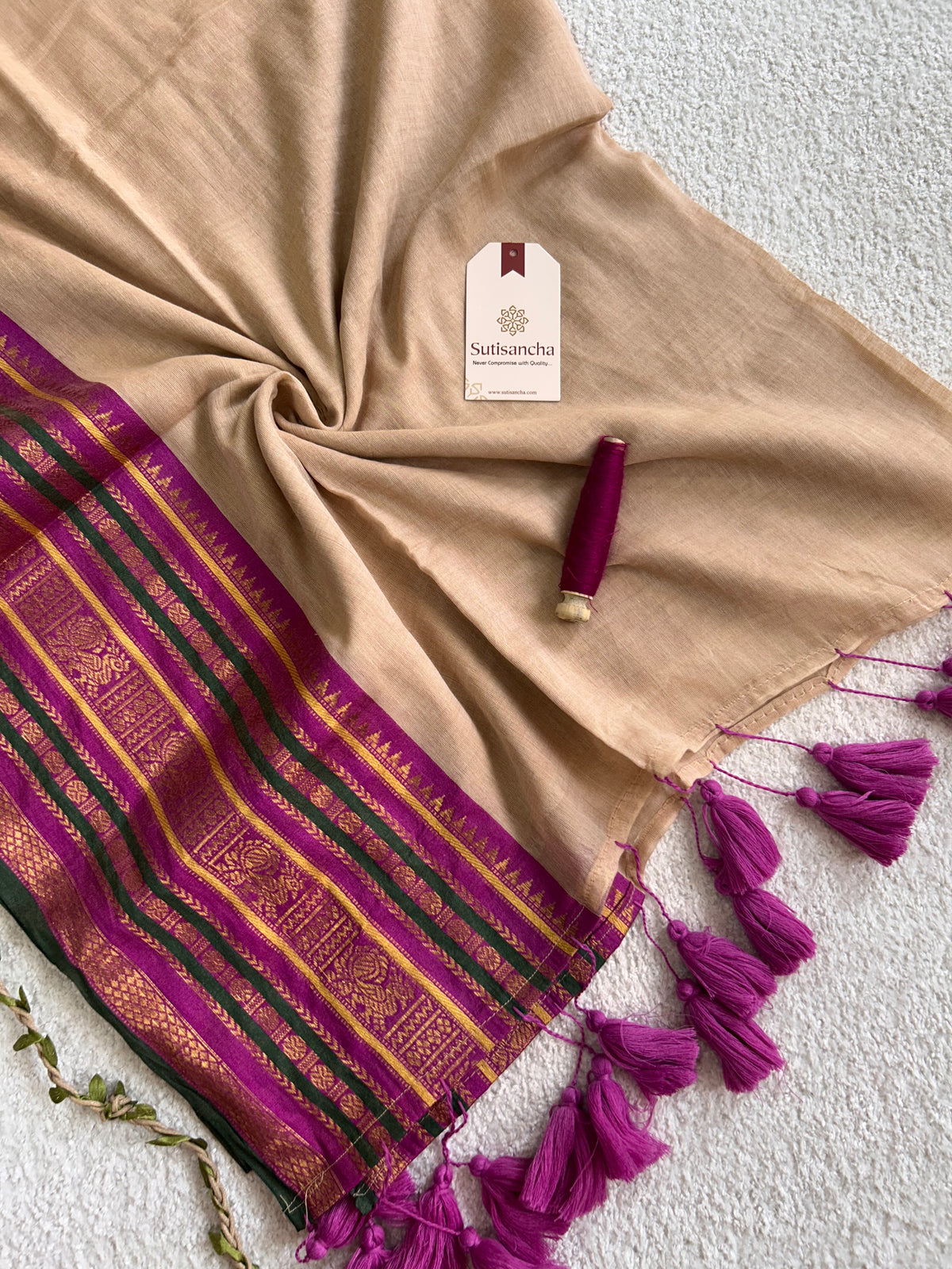 Mulaya Heritage Ornamental Zari Border Pure Mul Cotton Saree
