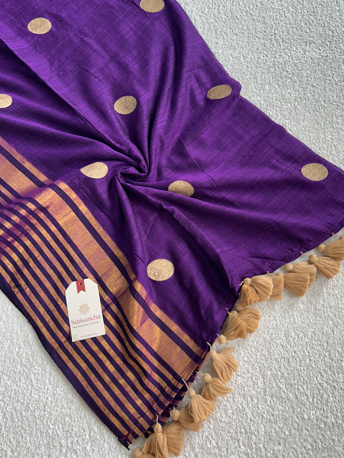 Kumud Zari Polka Multi Line Border Pure Mul Cotton Saree
