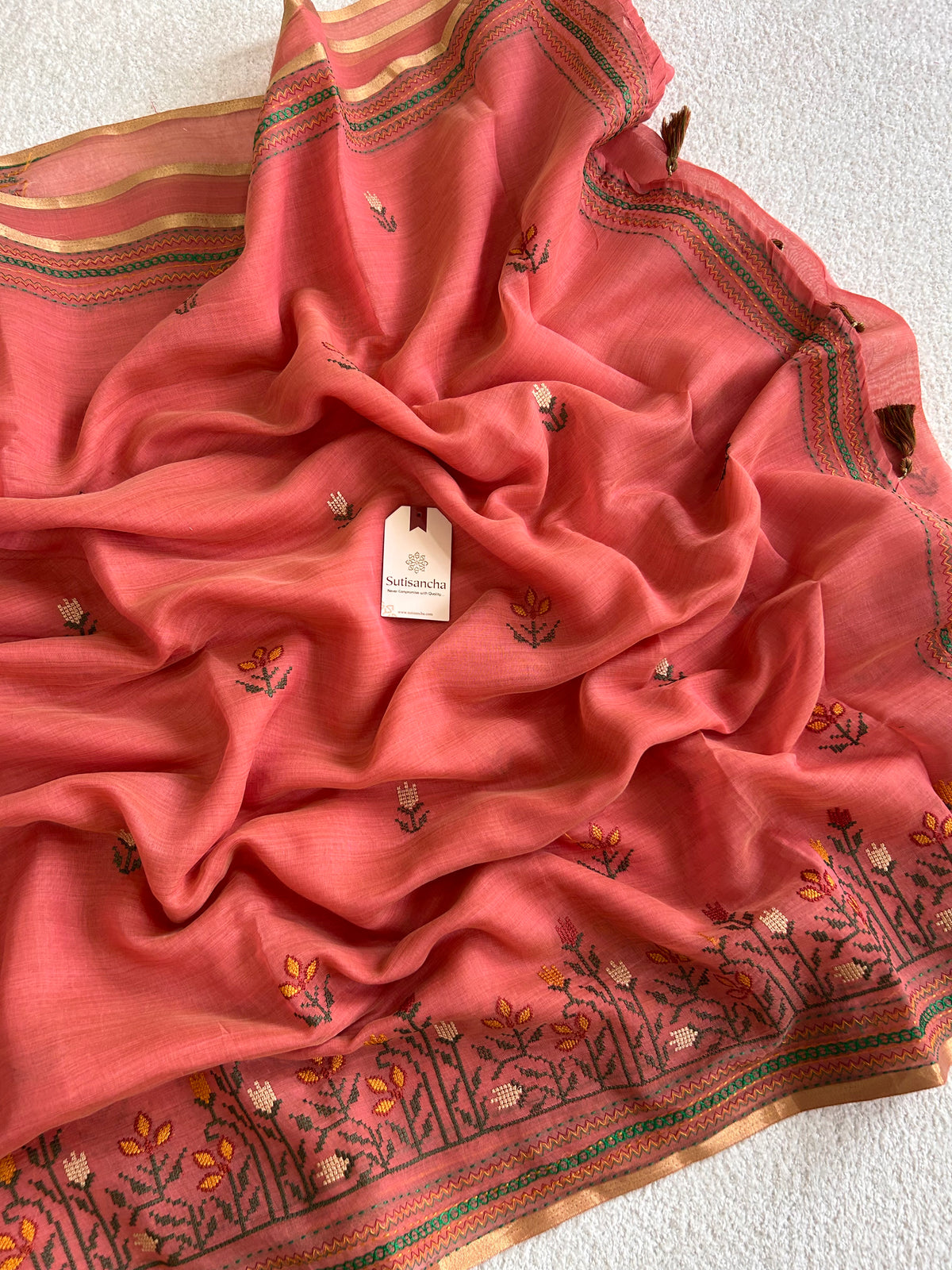 Madhavi Floral Garden Border Classic Cotton Saree