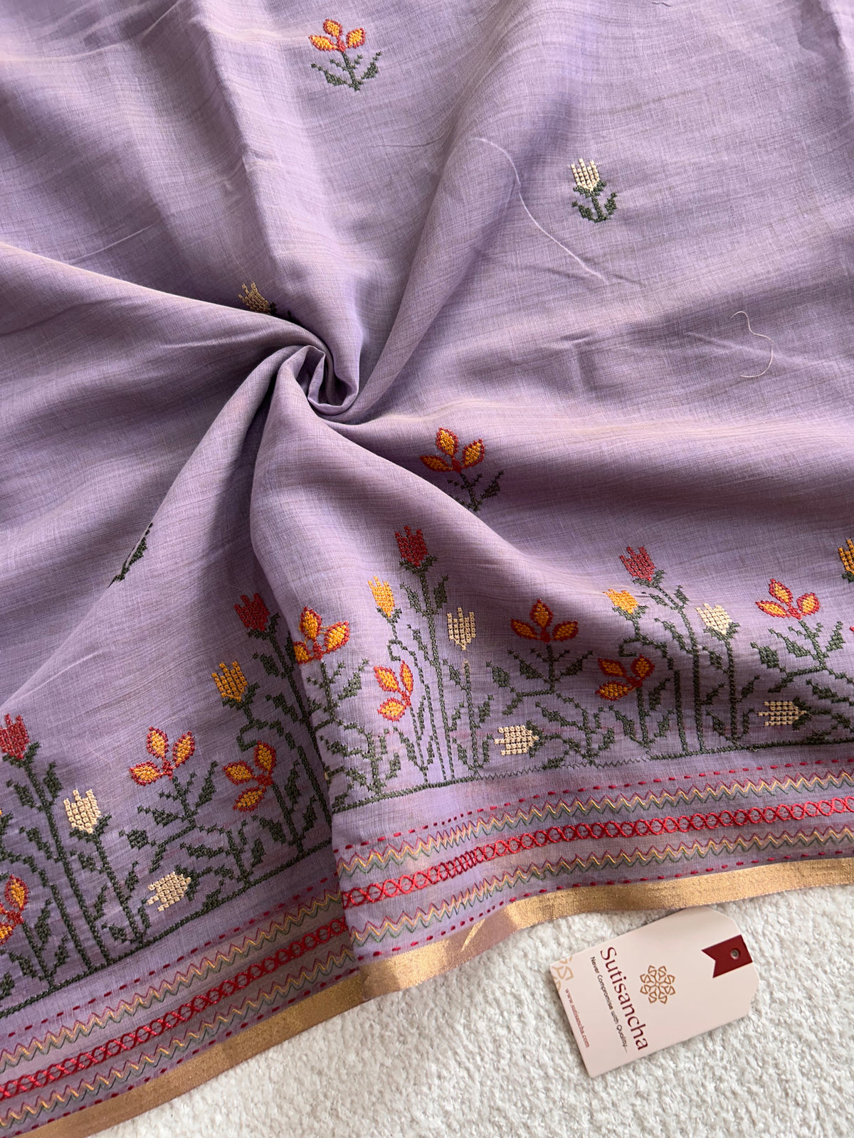 Madhavi Floral Garden Border Classic Cotton Saree