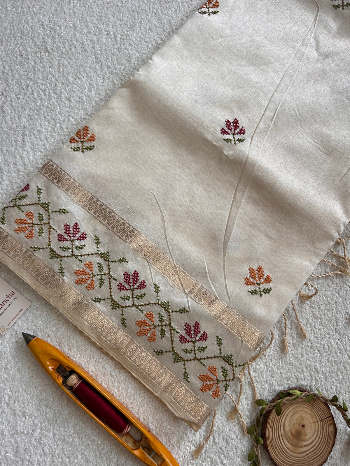 Evara Floral Vine Tussar Cotton Saree with Heritage Border