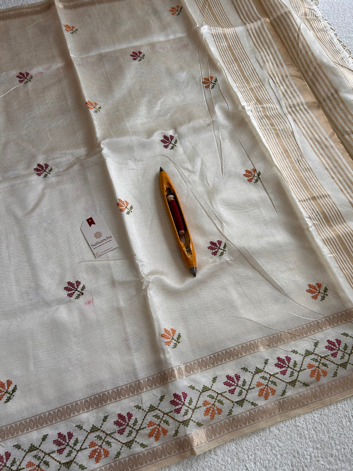 Evara Floral Vine Tussar Cotton Saree with Heritage Border