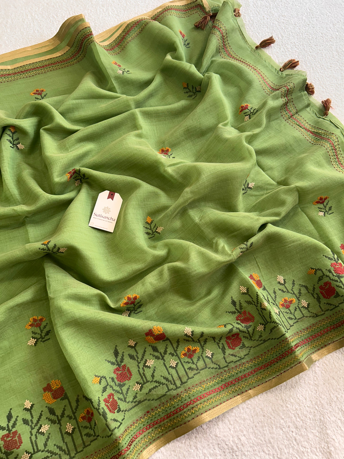 Kusuma Floral Garden Border Classic Cotton Saree