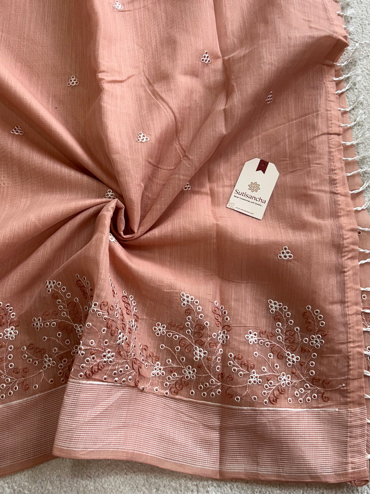 Nivara Botanical Vine Border Floral Detail Cotton Saree