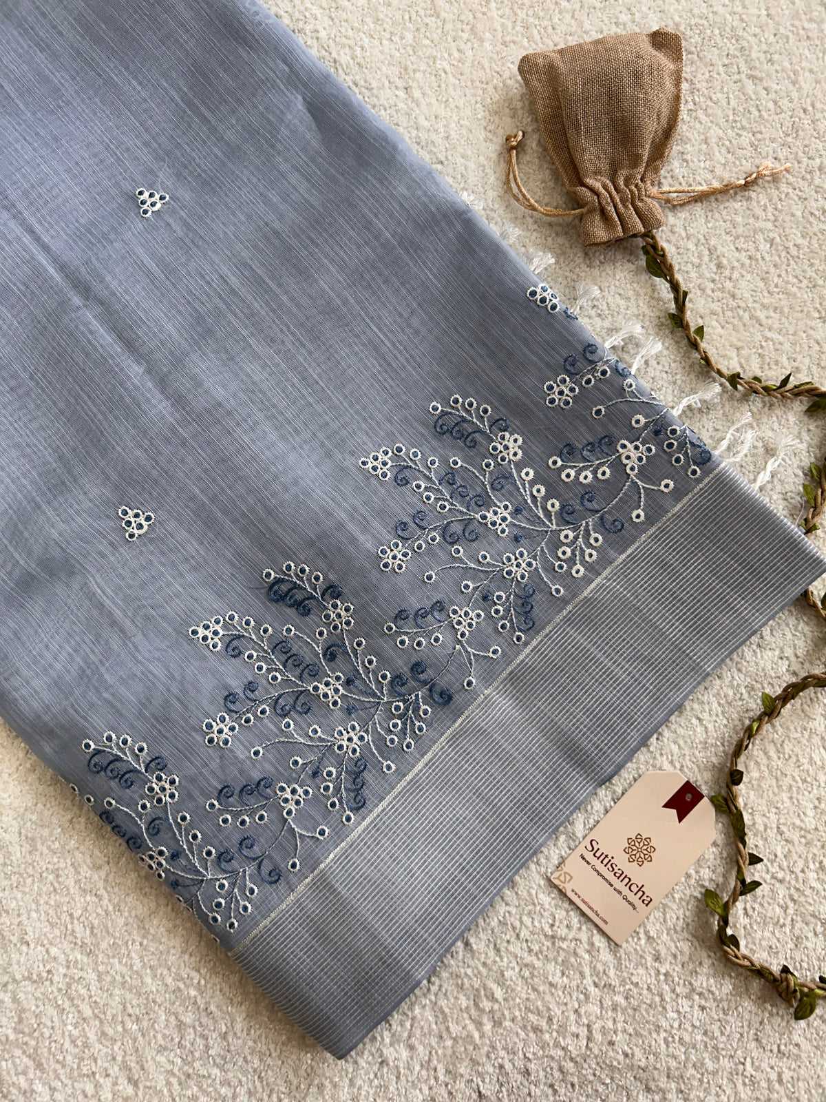 Nivara Botanical Vine Border Floral Detail Cotton Saree
