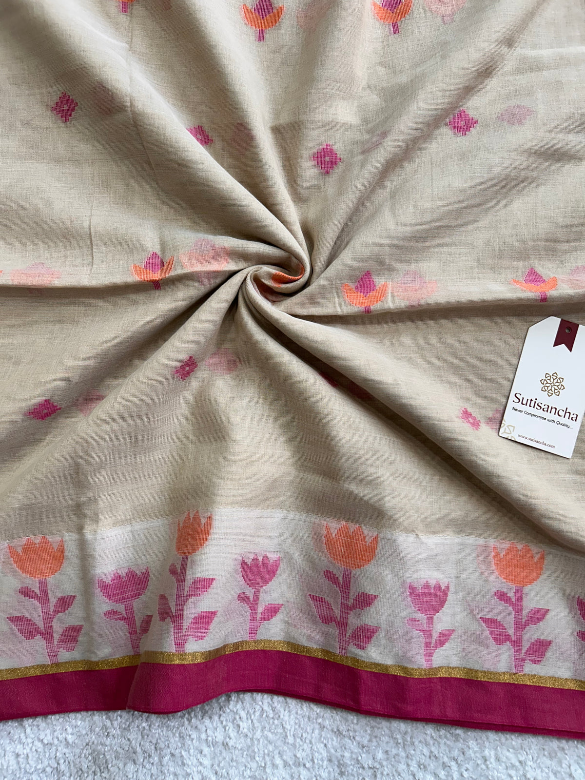 Lotus Linear Stripe Classic Pure Mul Cotton Saree