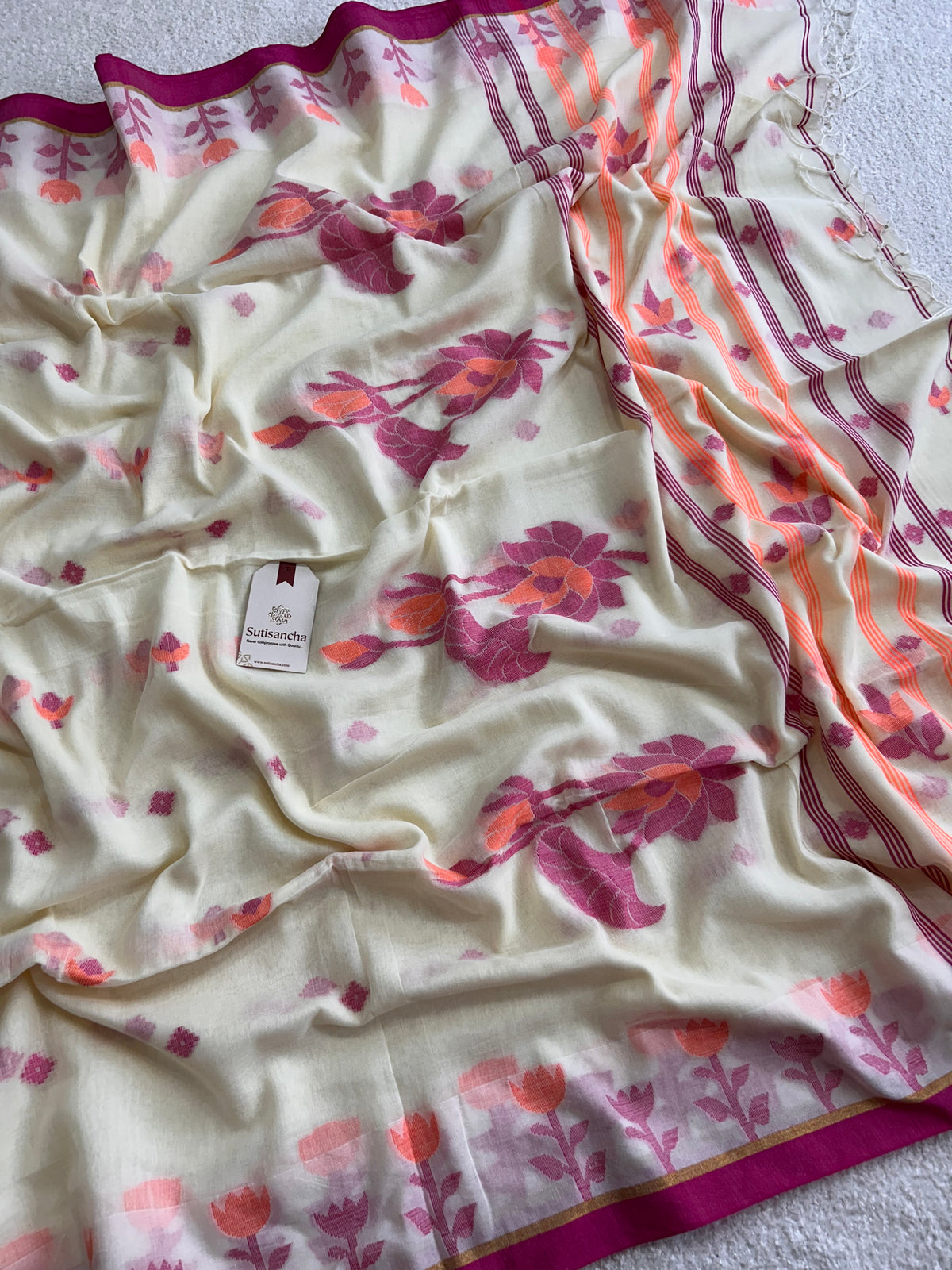 Lotus Linear Stripe Classic Pure Mul Cotton Saree