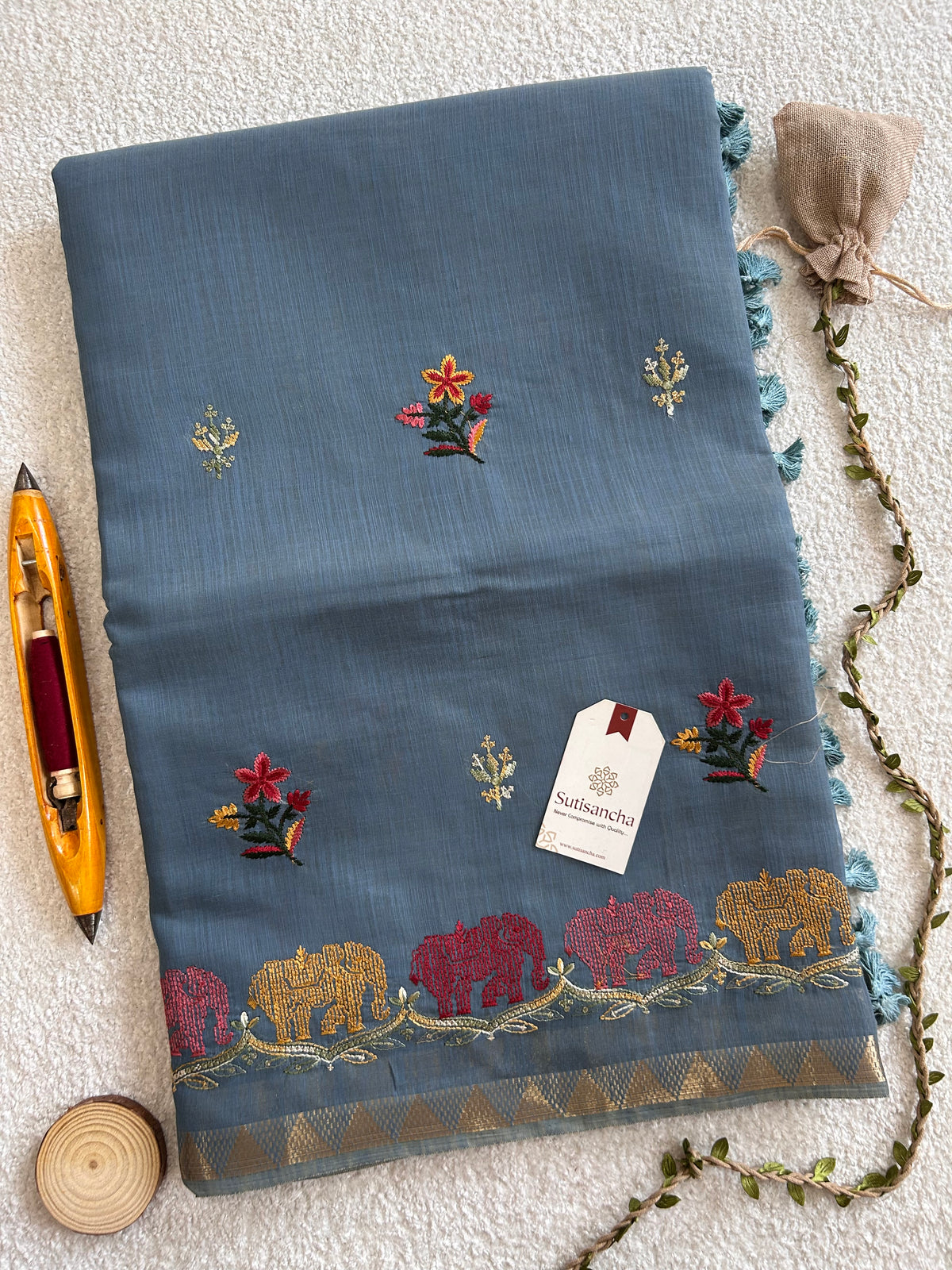 Traditional Decorative Border Classic Cotton Saree