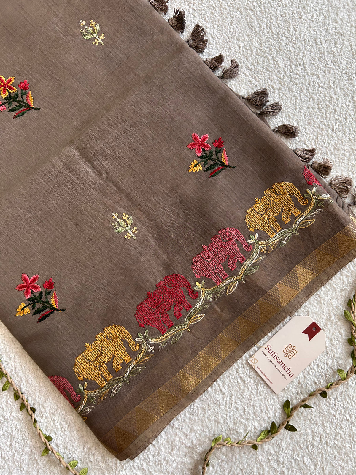 Traditional Decorative Border Classic Cotton Saree
