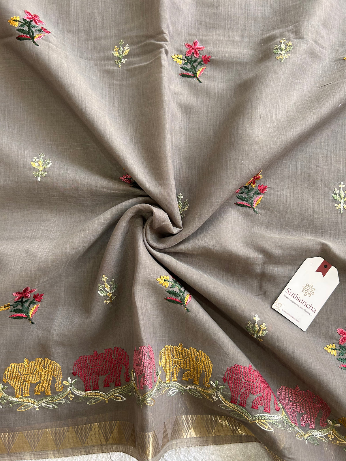 Traditional Decorative Border Classic Cotton Saree