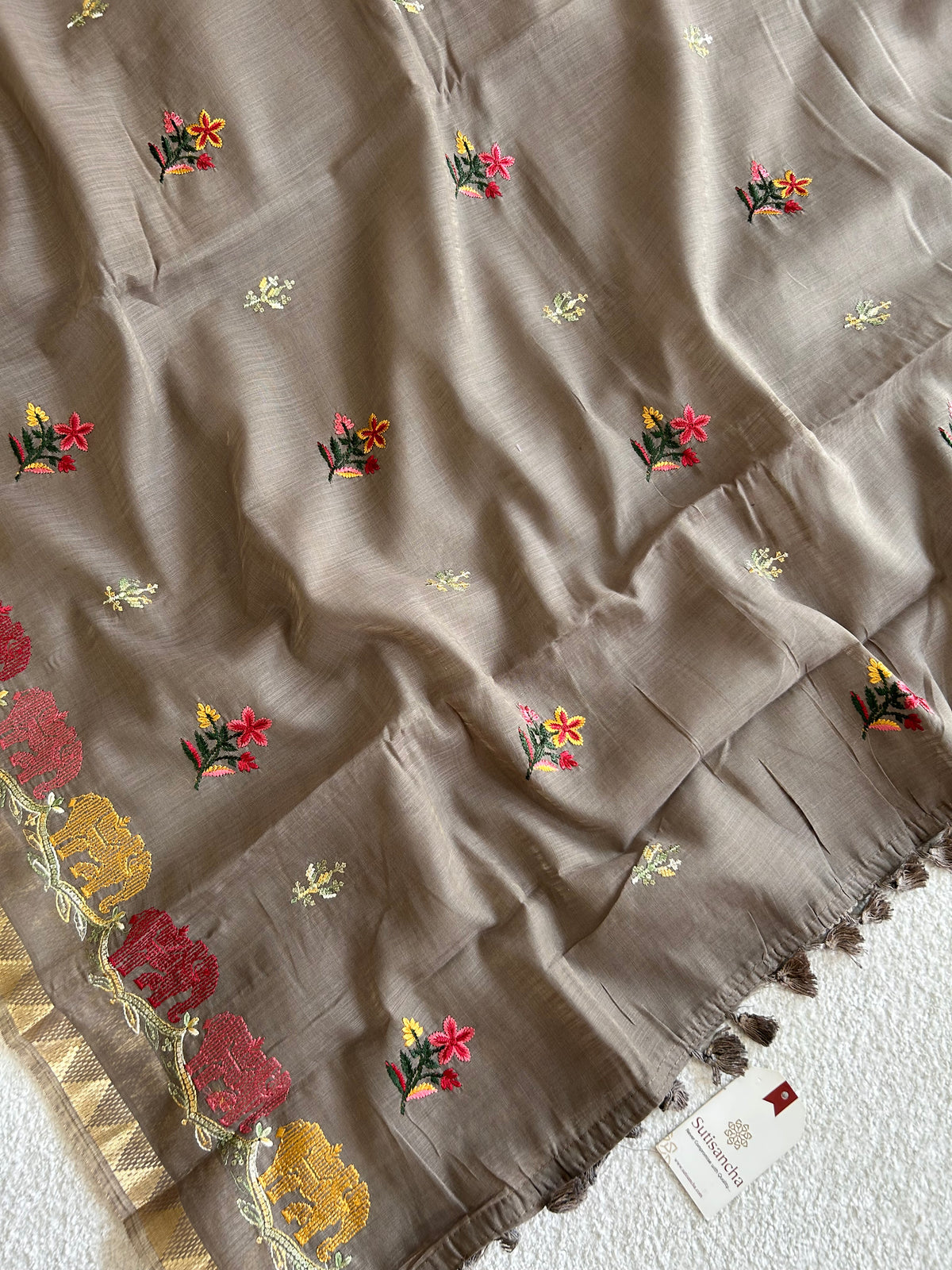 Traditional Decorative Border Classic Cotton Saree