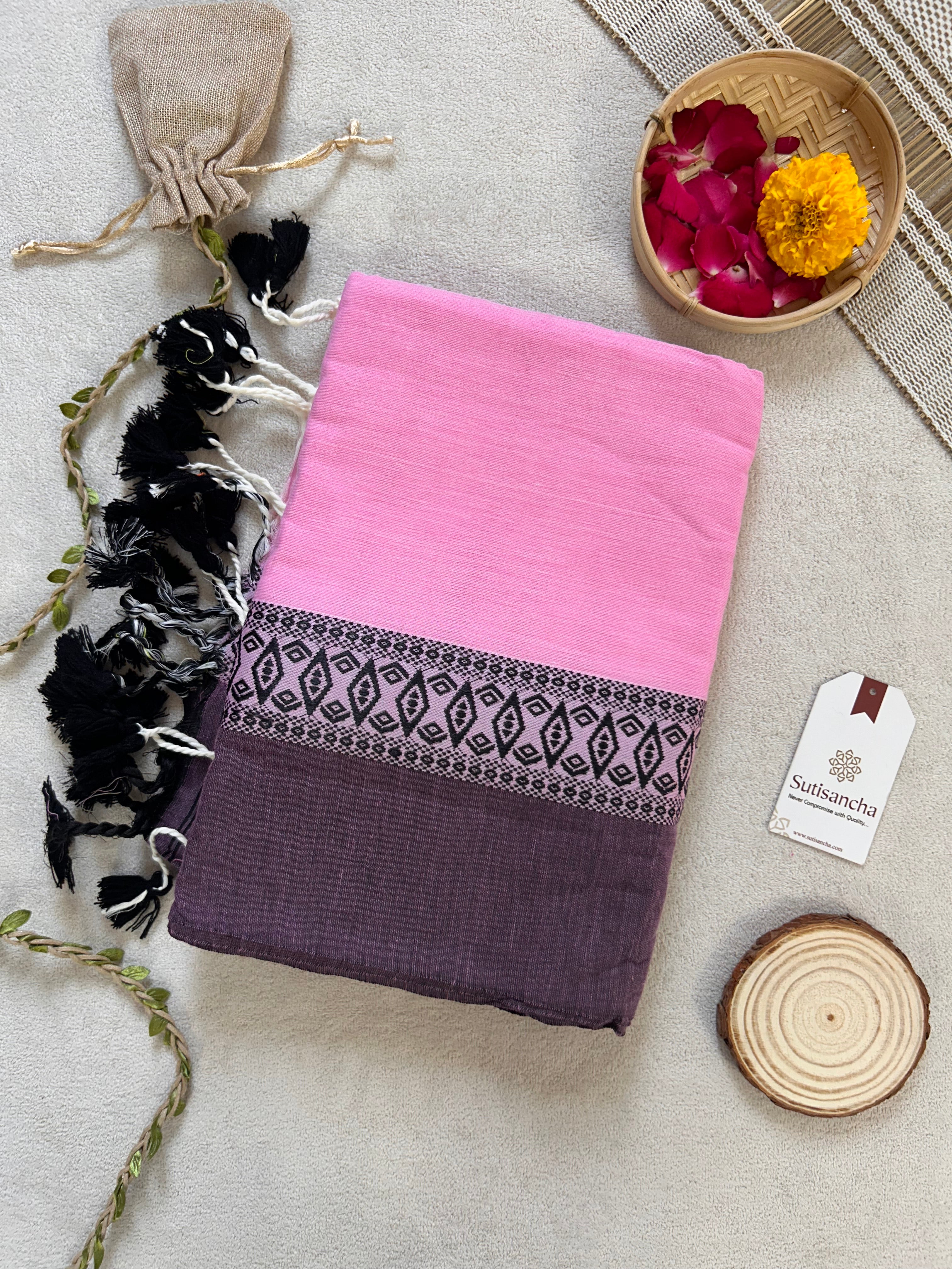 Loomed to Perfection: Handwoven Cotton Saree
