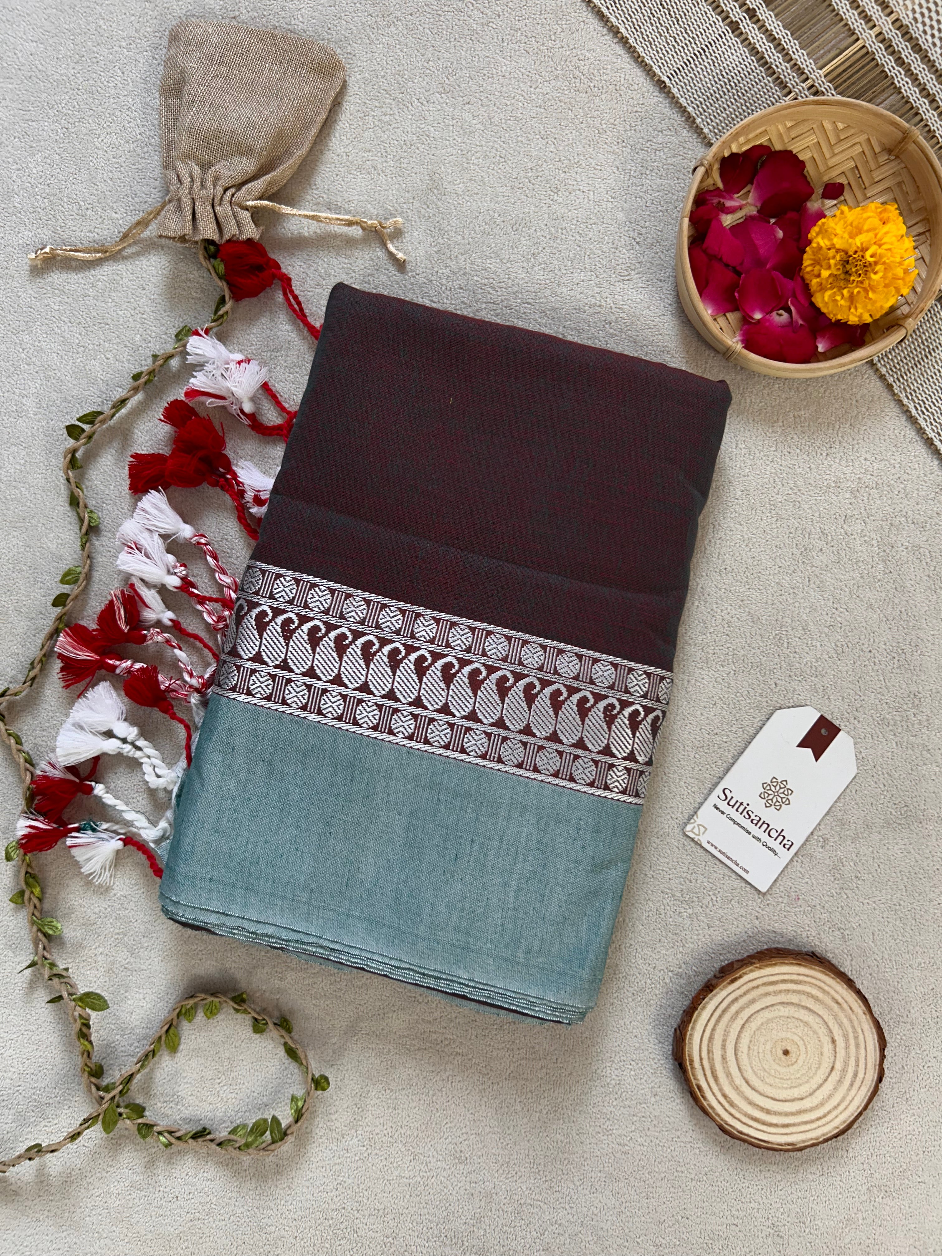 Loomed to Perfection: Handwoven Cotton Saree