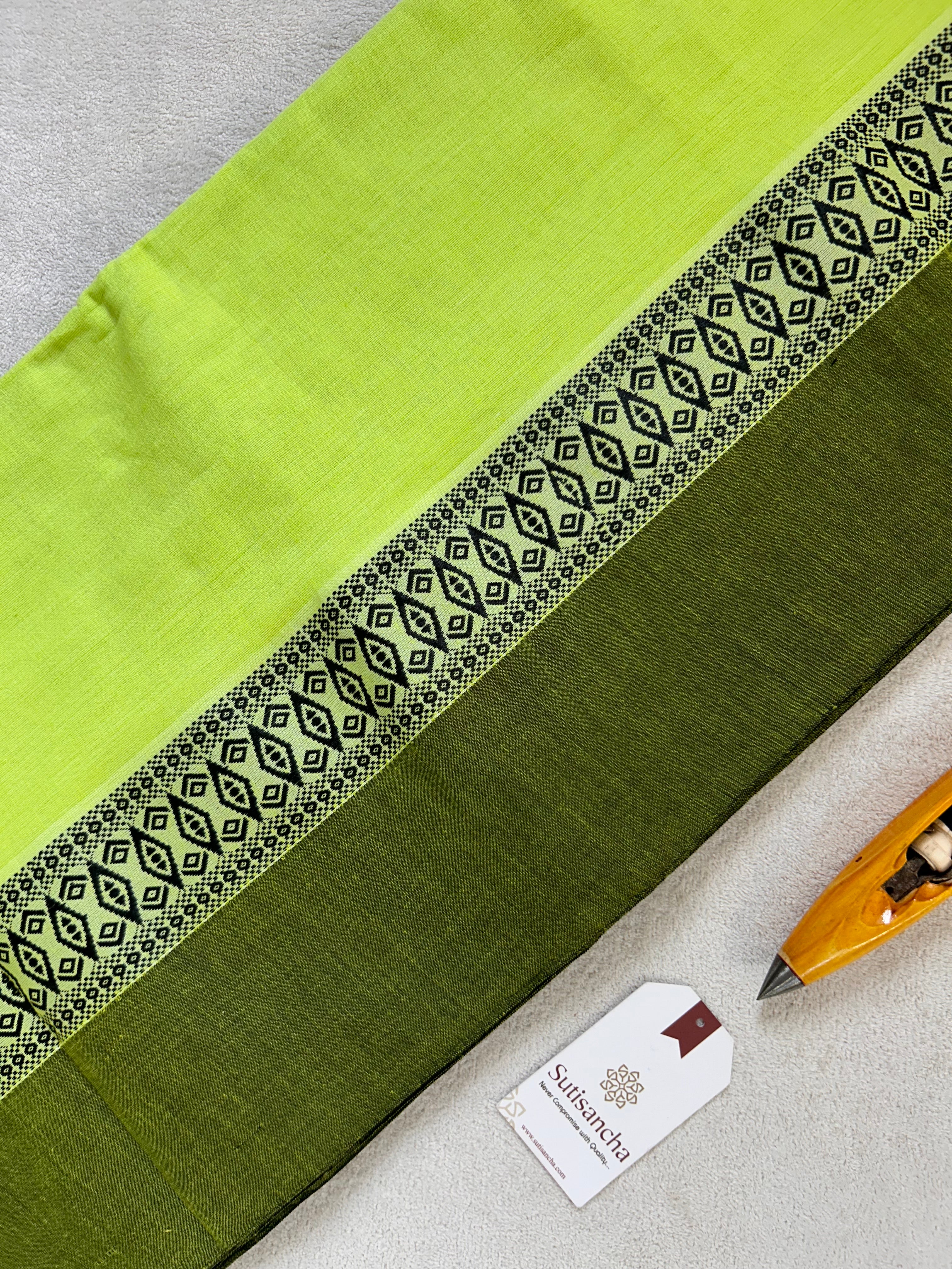 Loomed to Perfection: Handwoven Cotton Saree