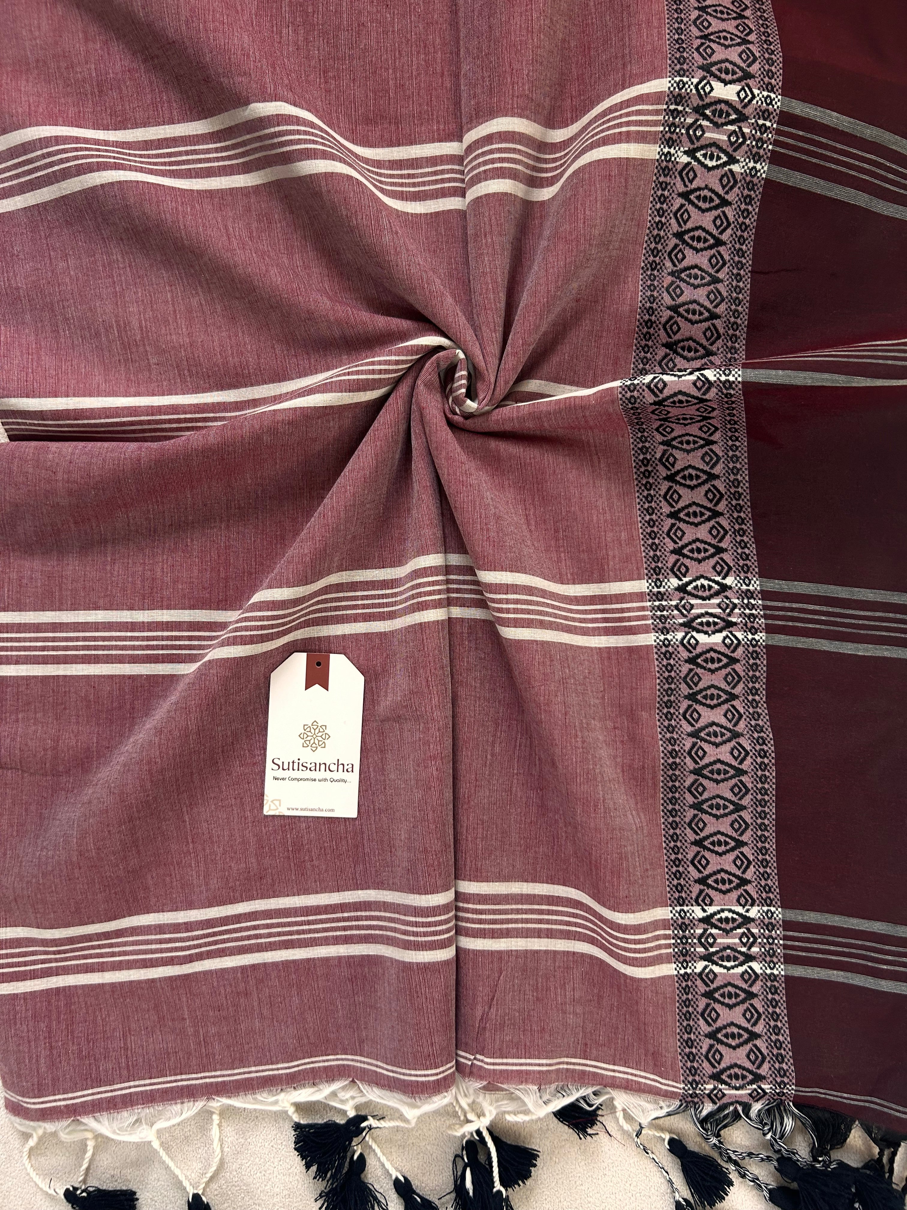 Loomed to Perfection: Handwoven Cotton Saree