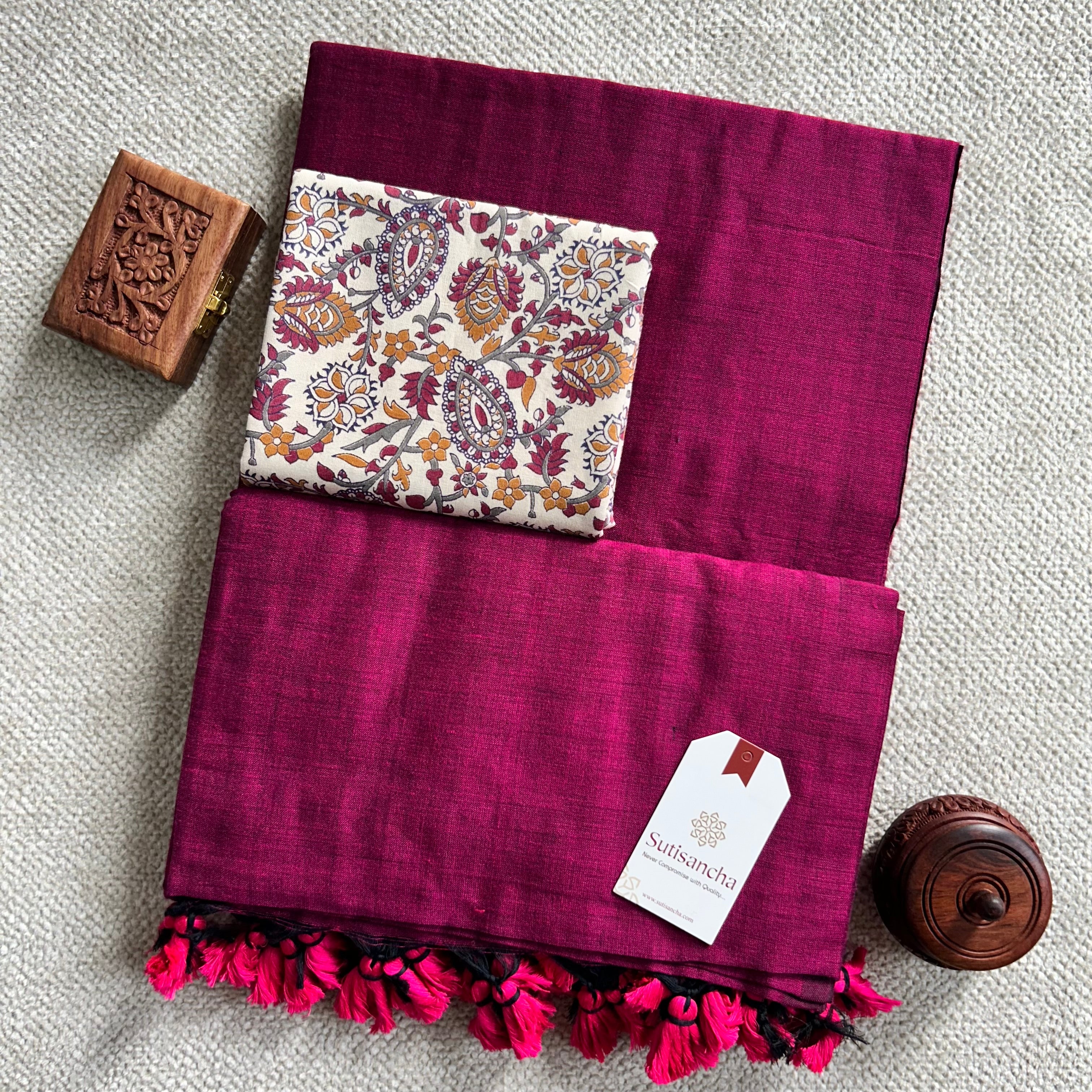 Sutisancha Queen Pink Handloom Cotton Saree With Blouse