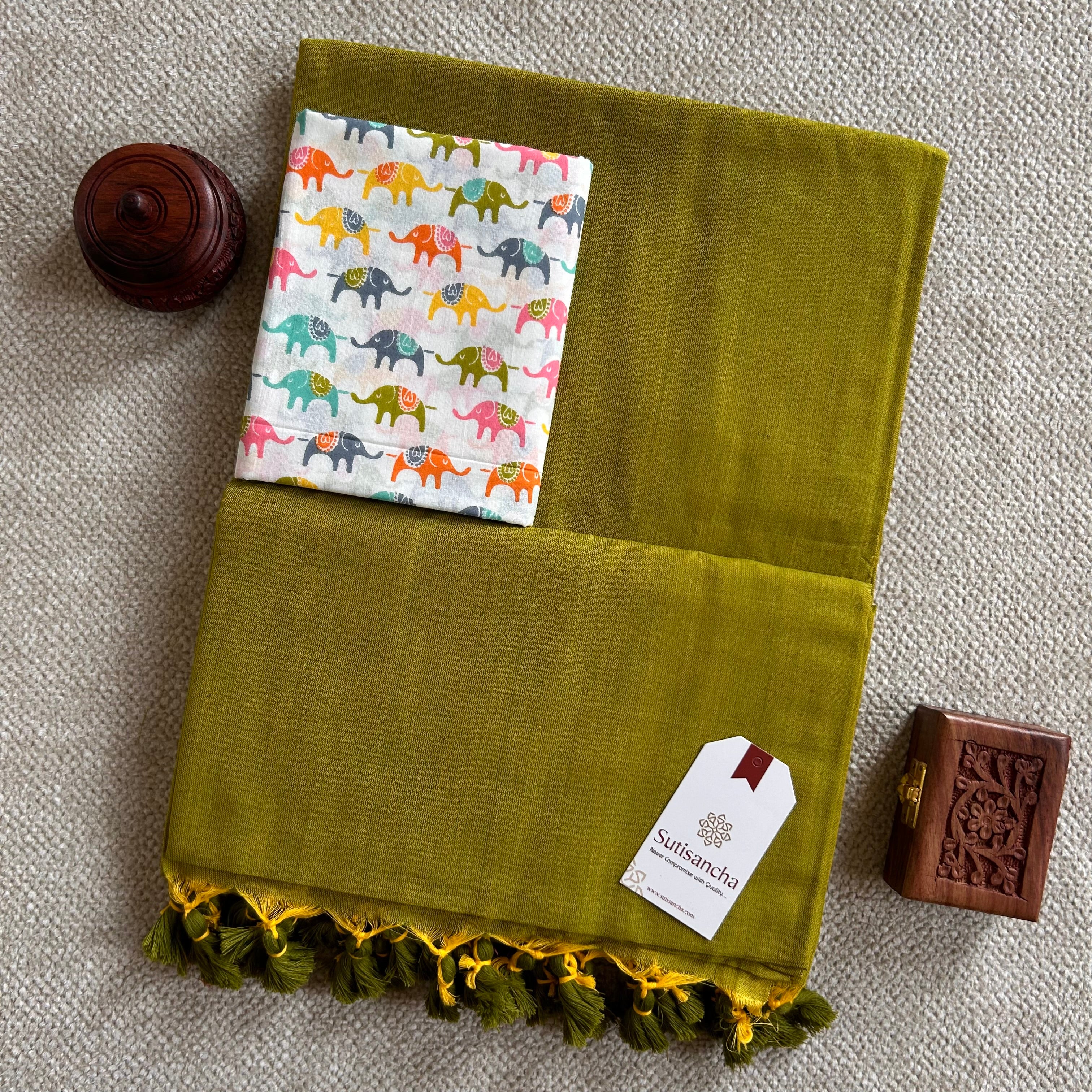 Sutisancha Lime Green Handloom Cotton Saree With Blouse