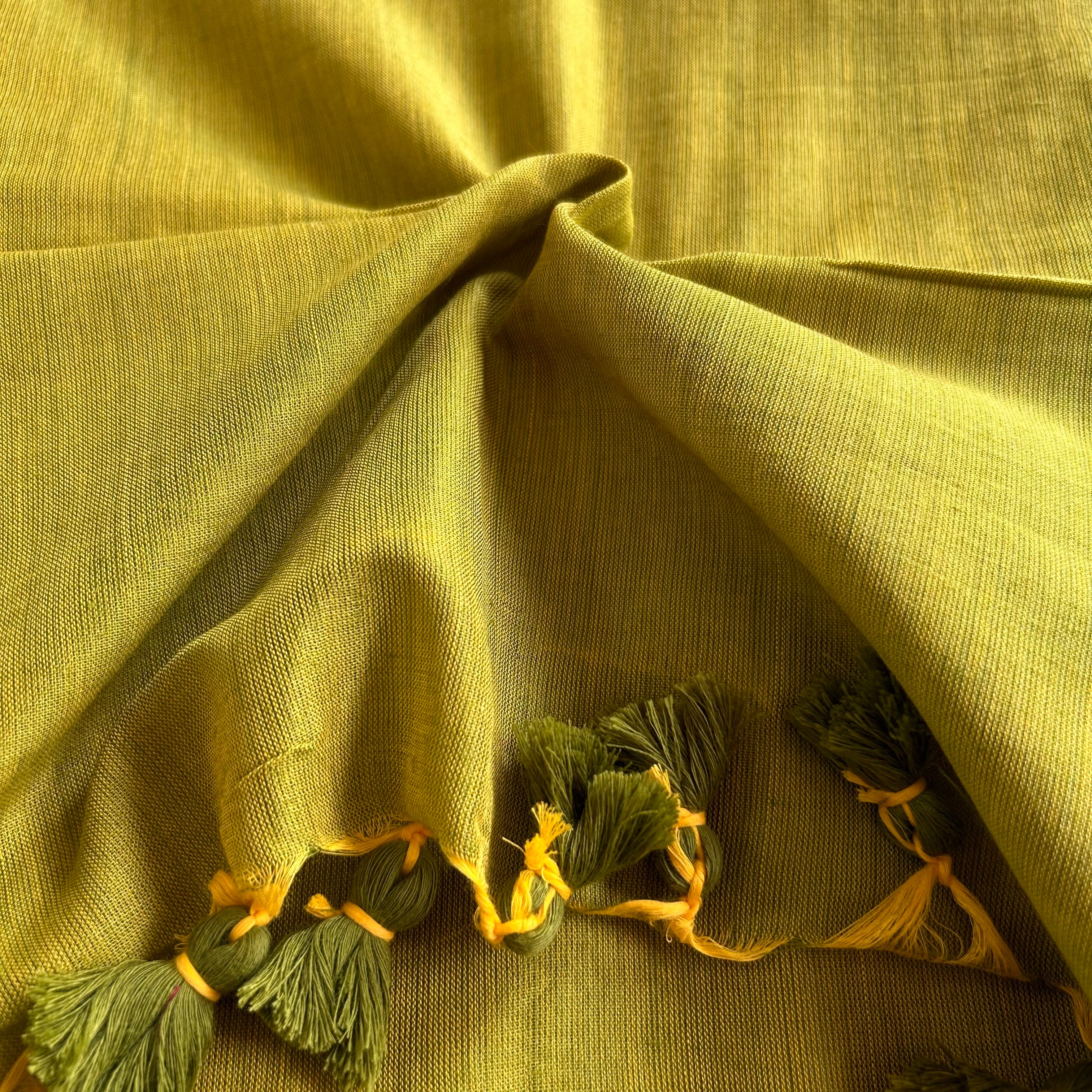 Sutisancha Lime Green Handloom Cotton Saree With Blouse