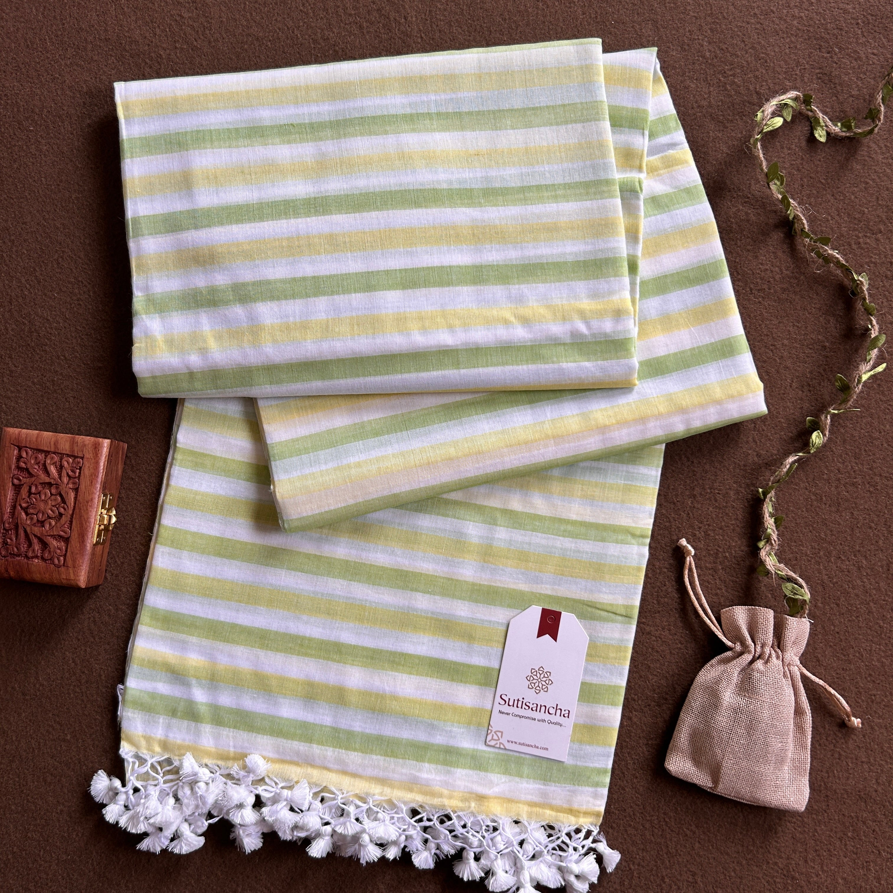 Sutisancha Handloom Mul Cotton Saree