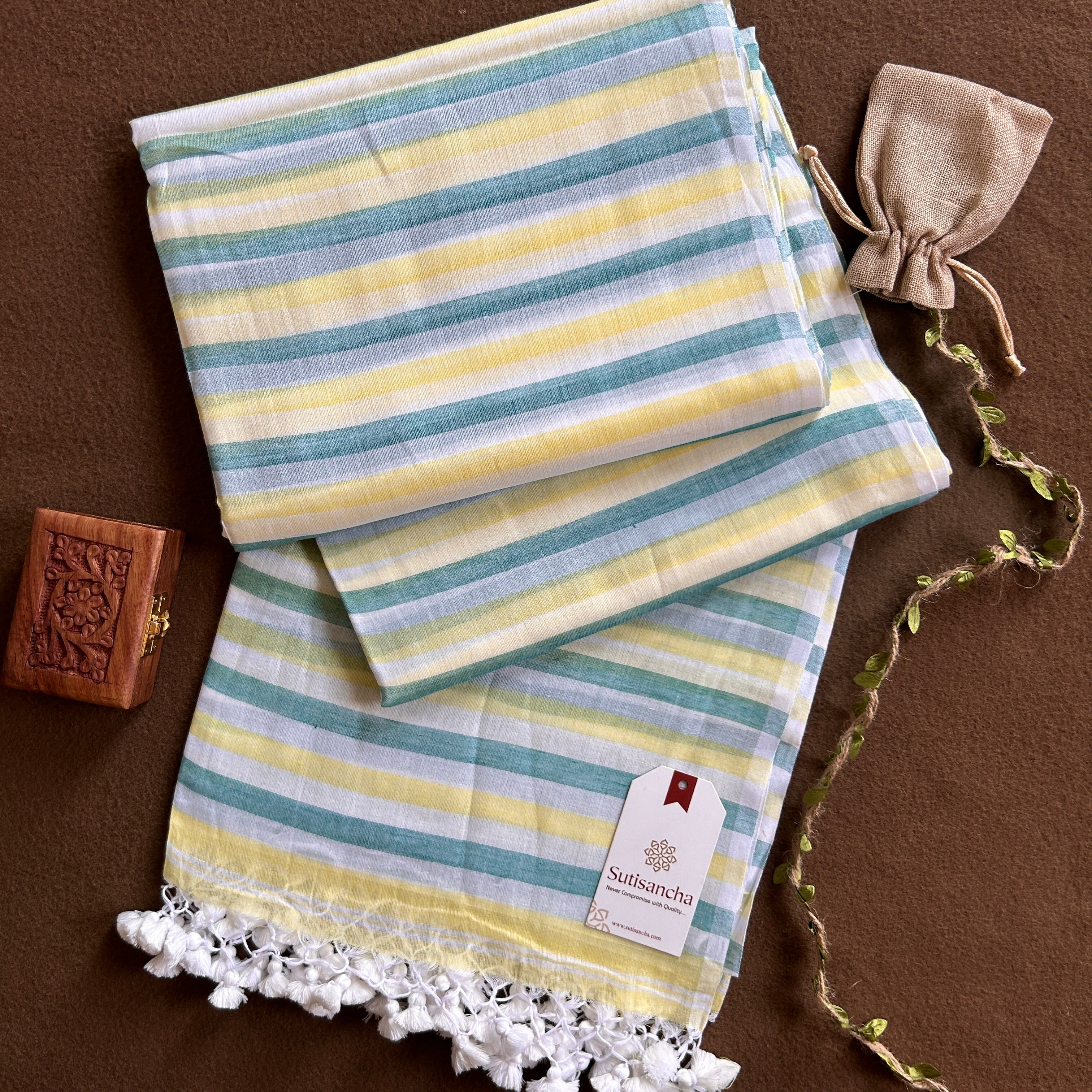 Sutisancha Handloom Mul Cotton Saree