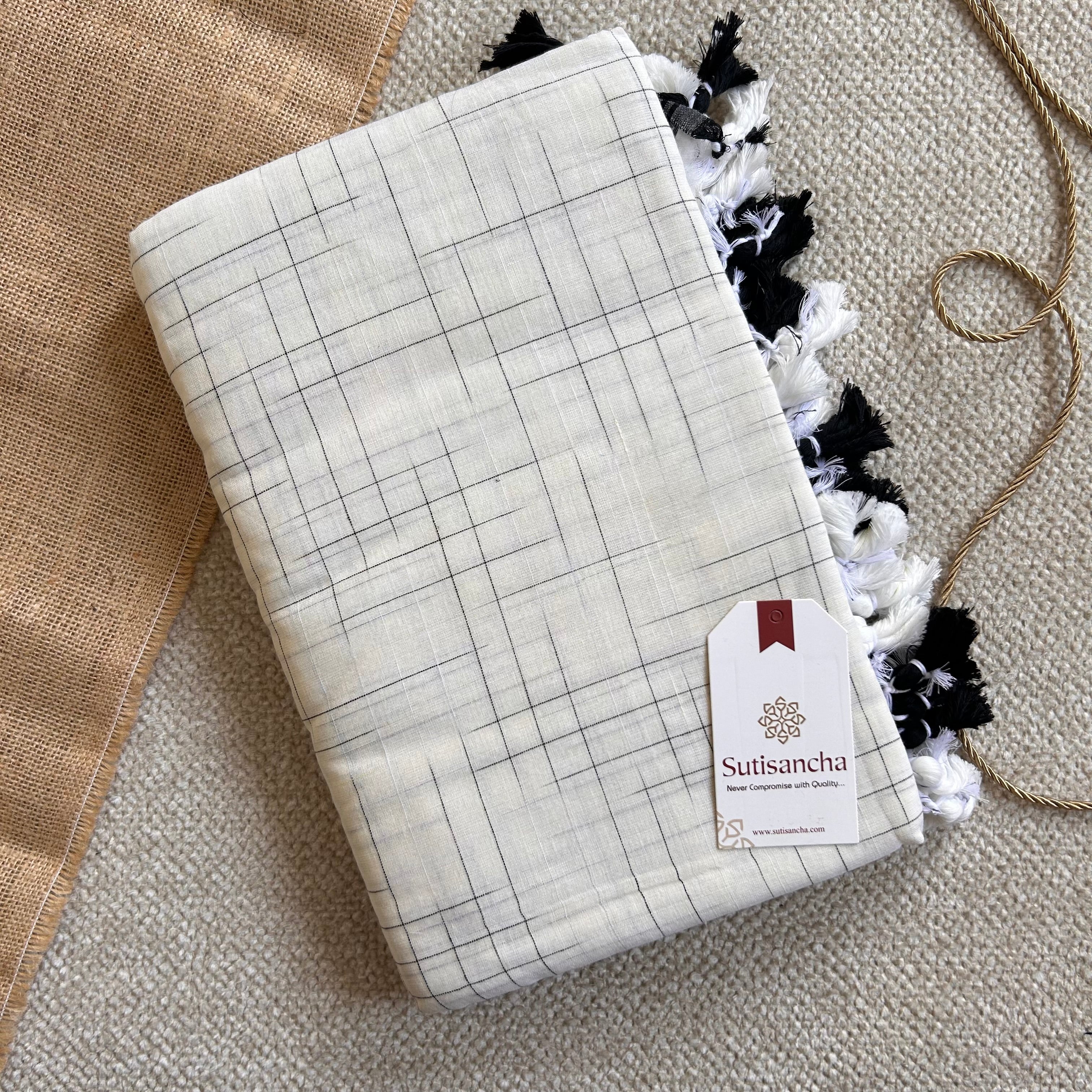 Sutisancha Offwhite Handloom Cotton Saree with Trendy Kotki Checks Design