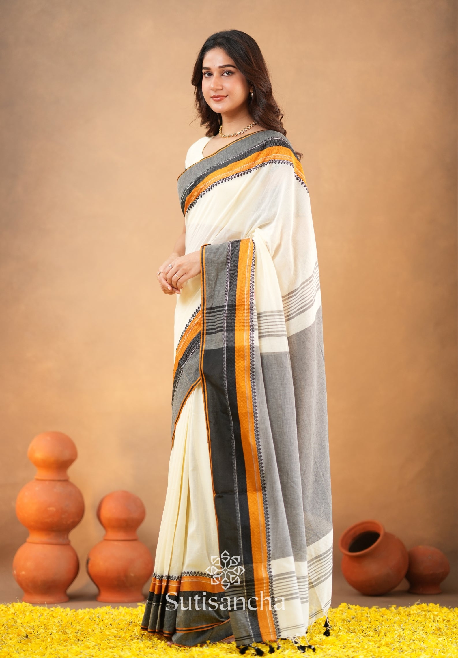 Sutisancha Handwoven Bliss Bengal Cotton Saree