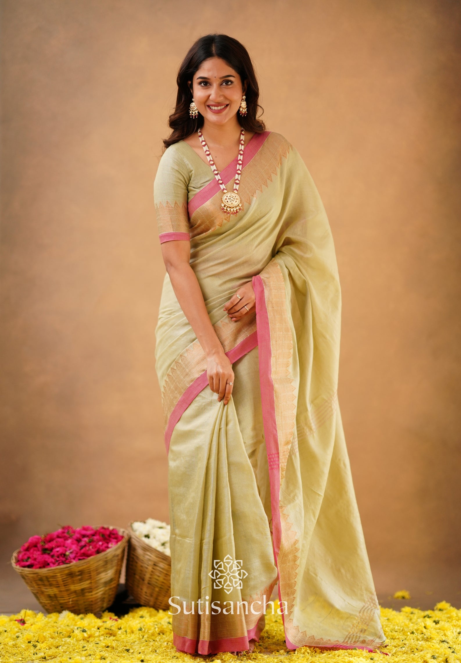 Sutisancha Handloom Cotton Designer Tissue Saree