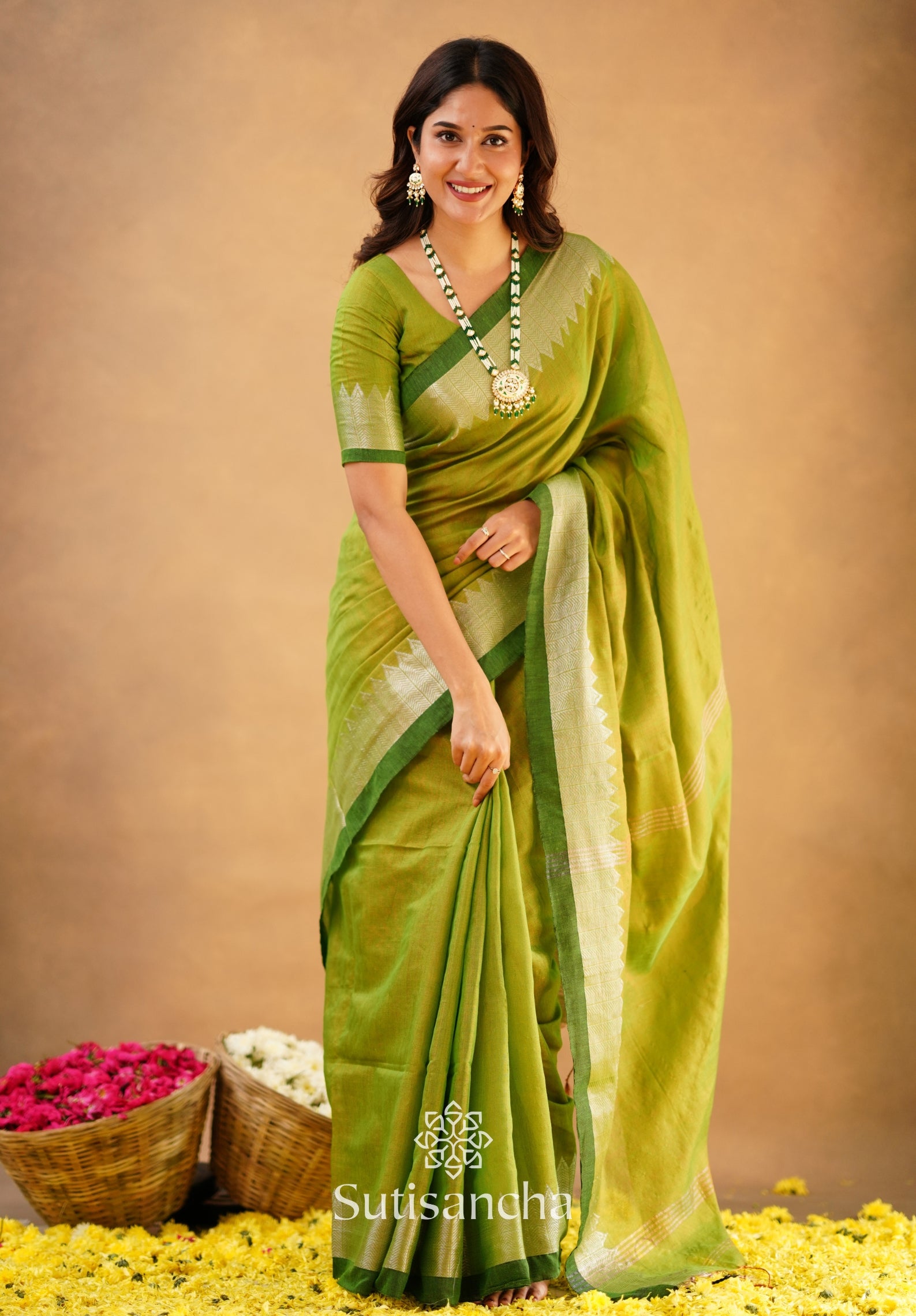 Sutisancha Parrot Handloom Cotton Designer Tissue Saree