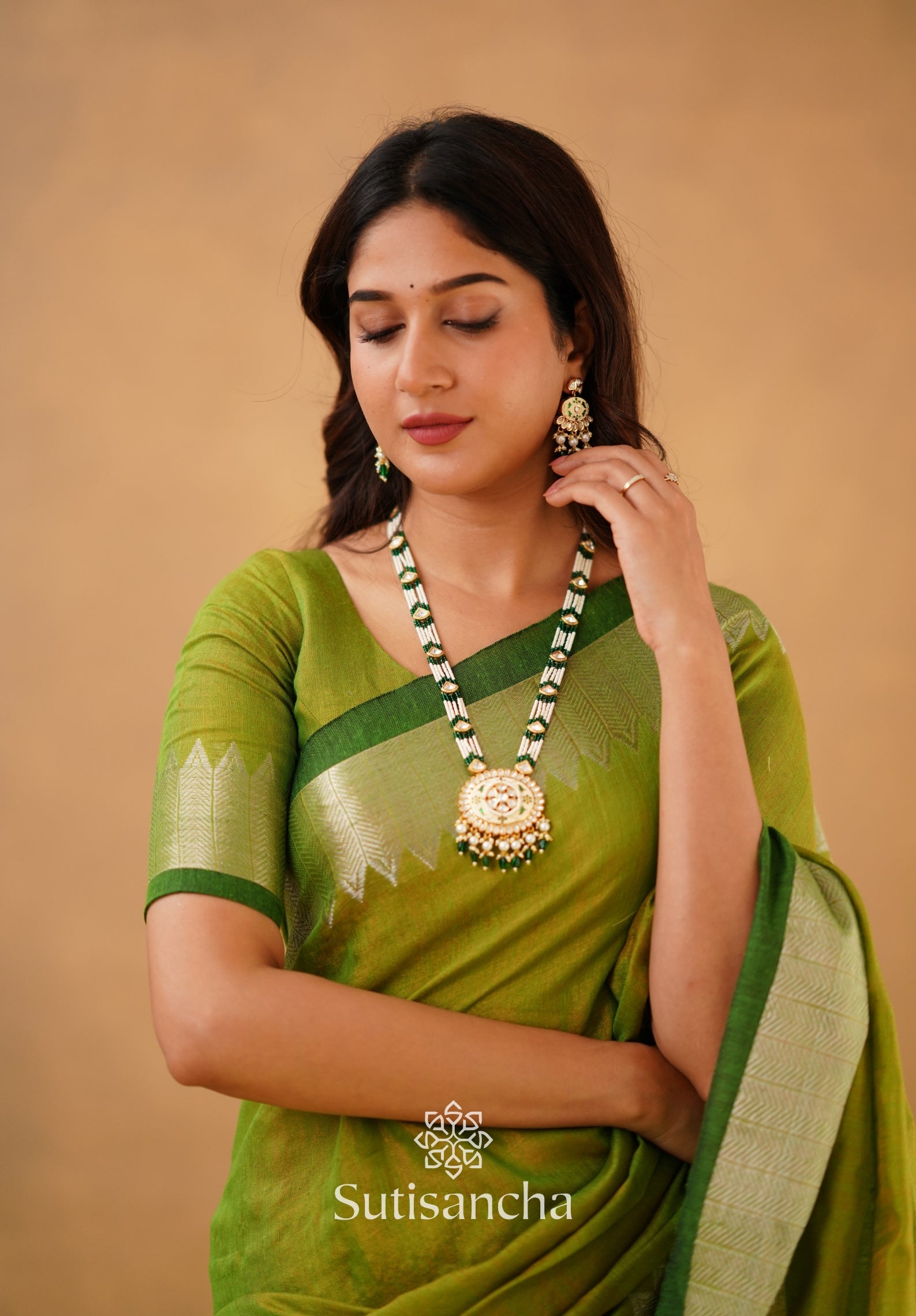 Sutisancha Parrot Handloom Cotton Designer Tissue Saree