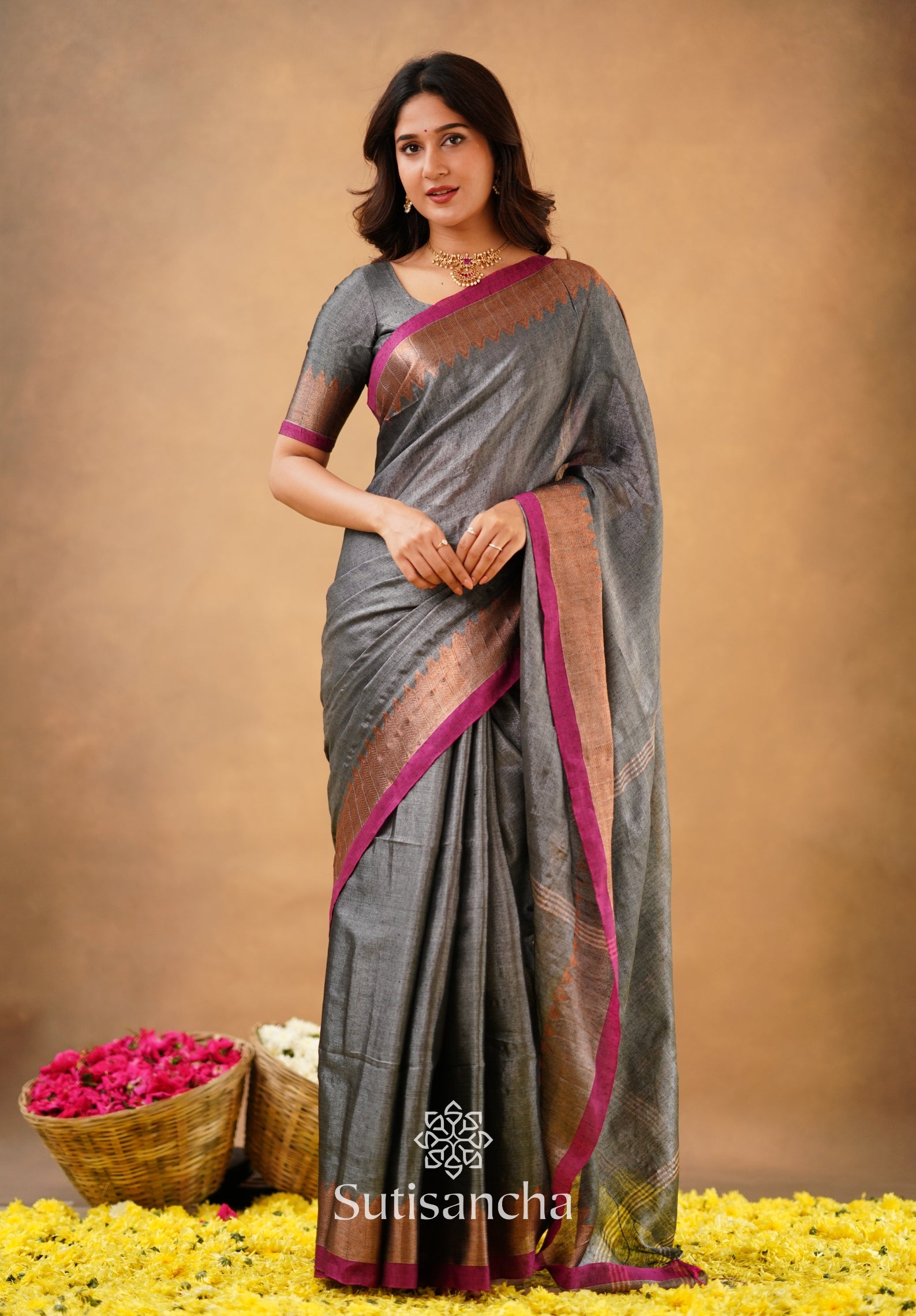 Sutisancha Grey Handloom Cotton Designer Tissue Saree