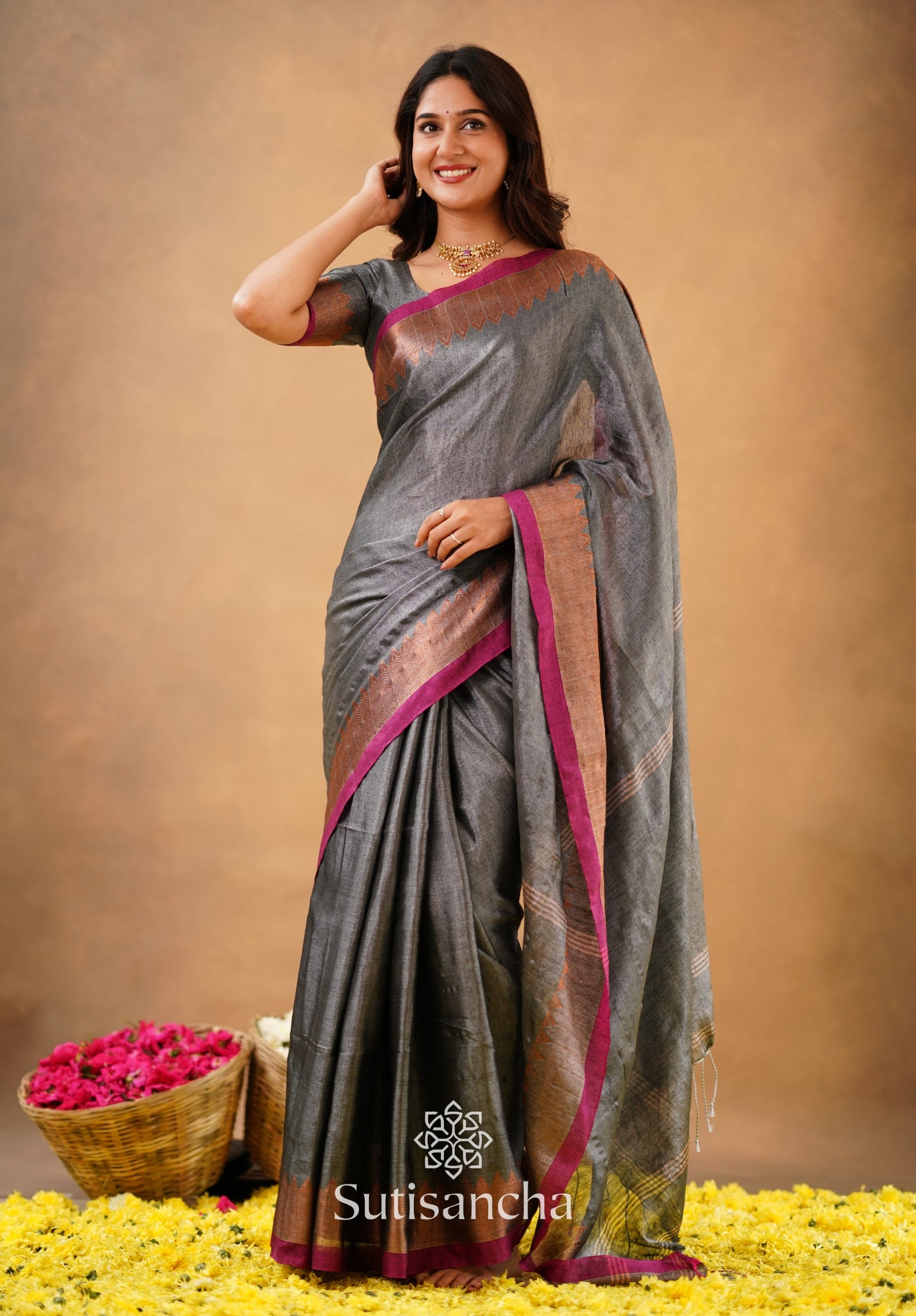 Sutisancha Grey Handloom Cotton Designer Tissue Saree