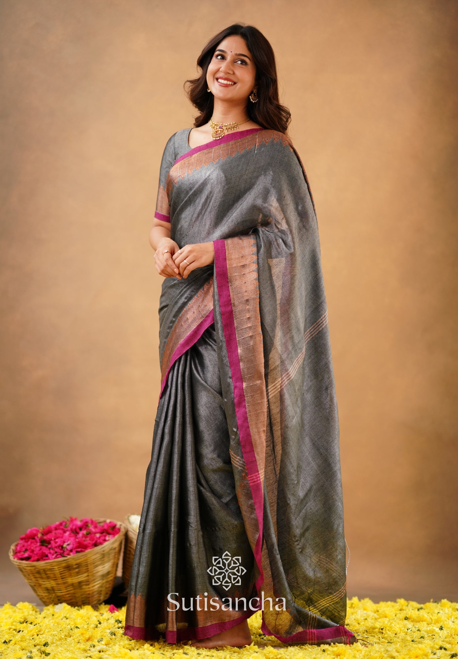 Sutisancha Grey Handloom Cotton Designer Tissue Saree