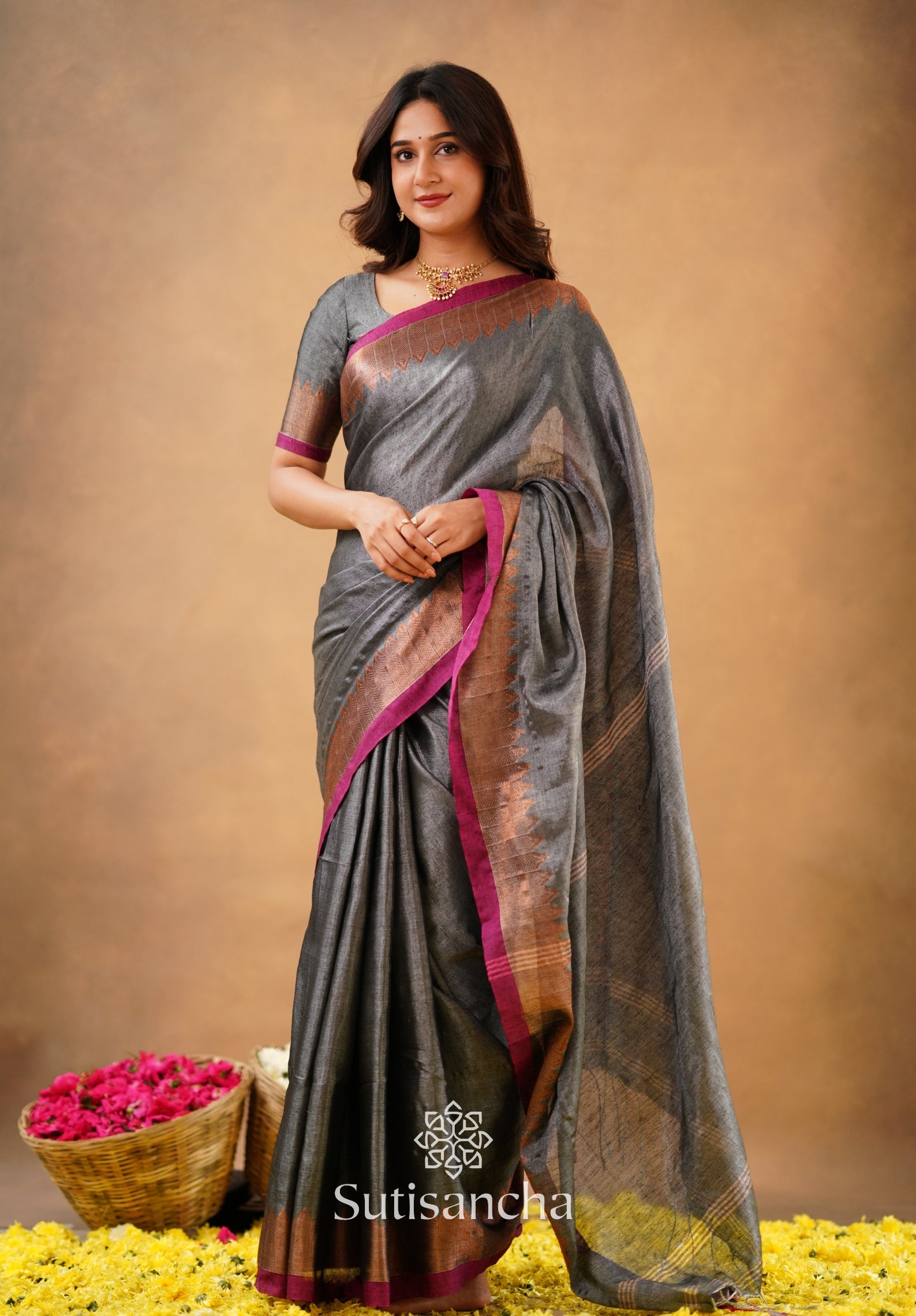 Sutisancha Grey Handloom Cotton Designer Tissue Saree